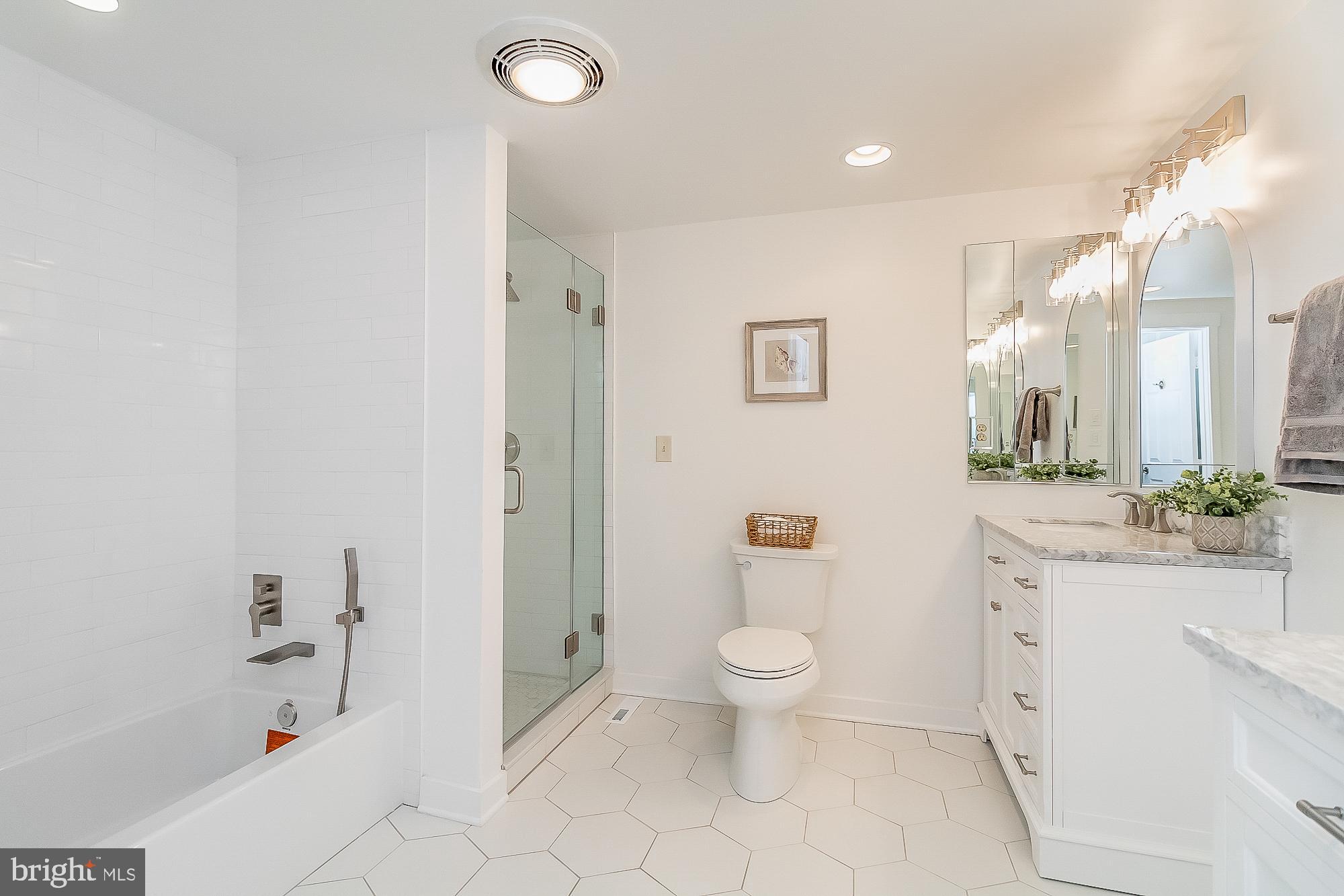 ROCKLAND - Residential