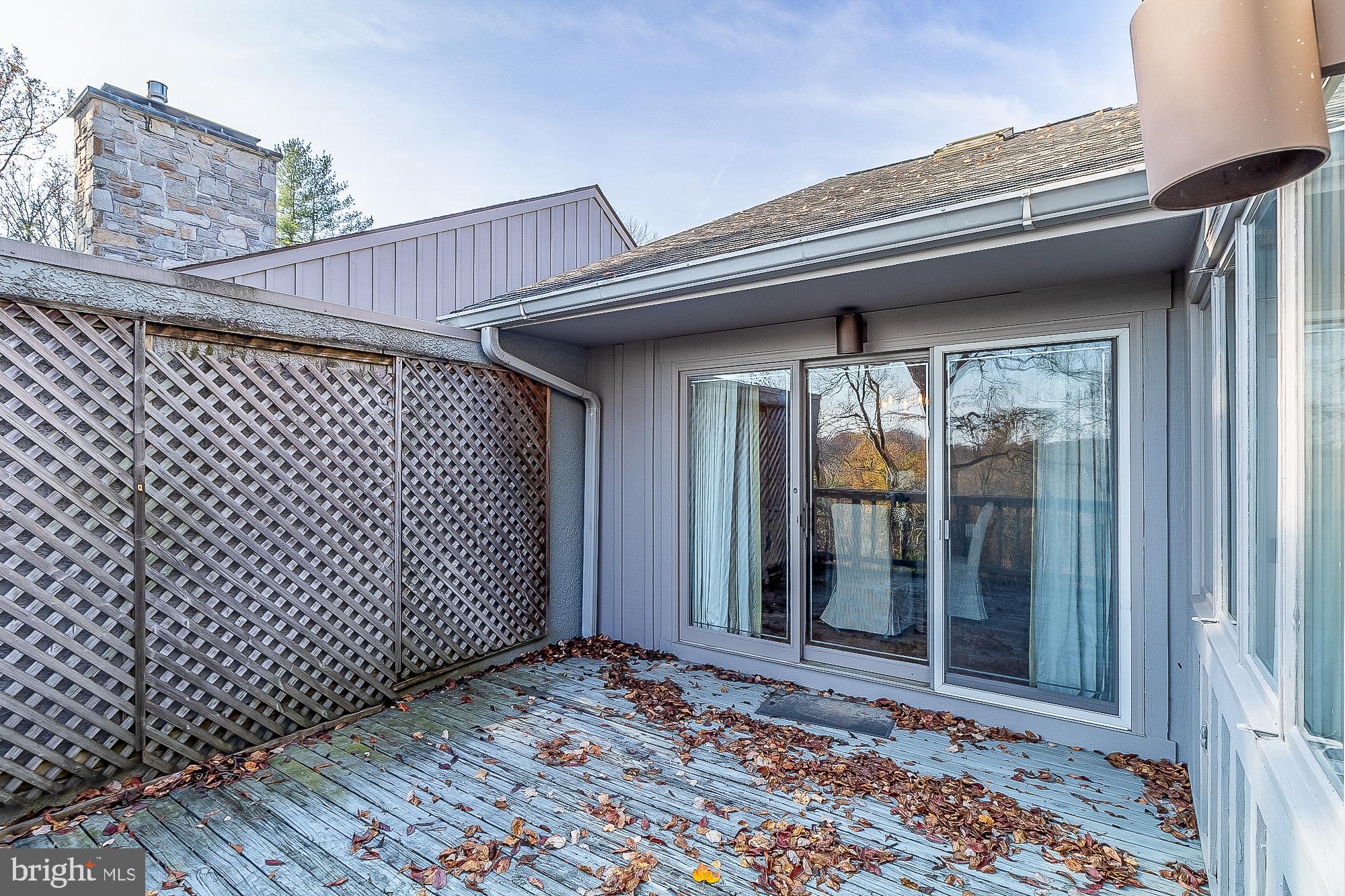 ROCKLAND - Residential