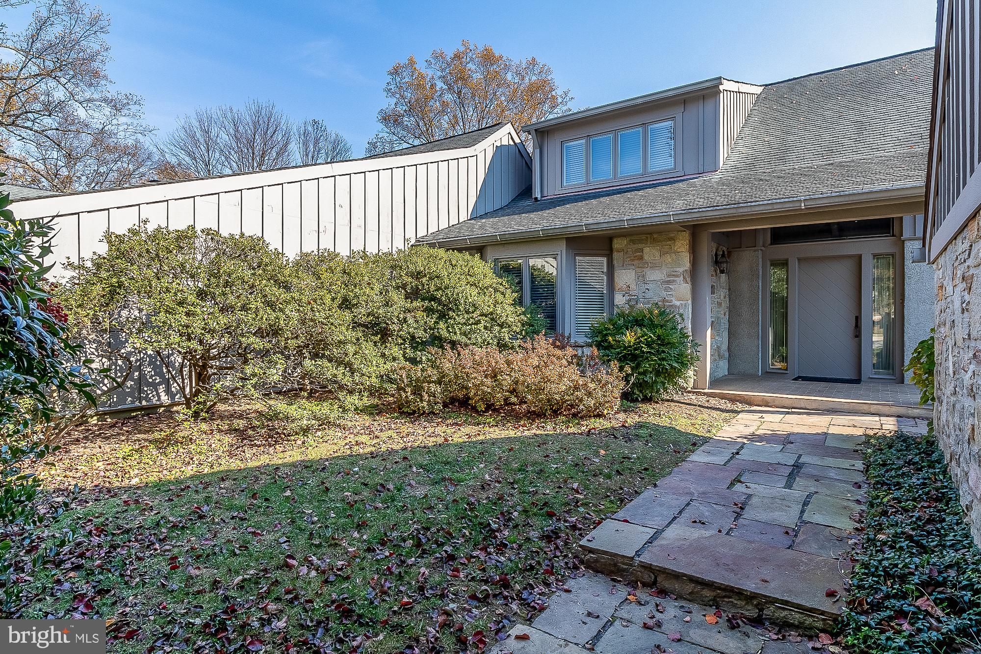 ROCKLAND - Residential