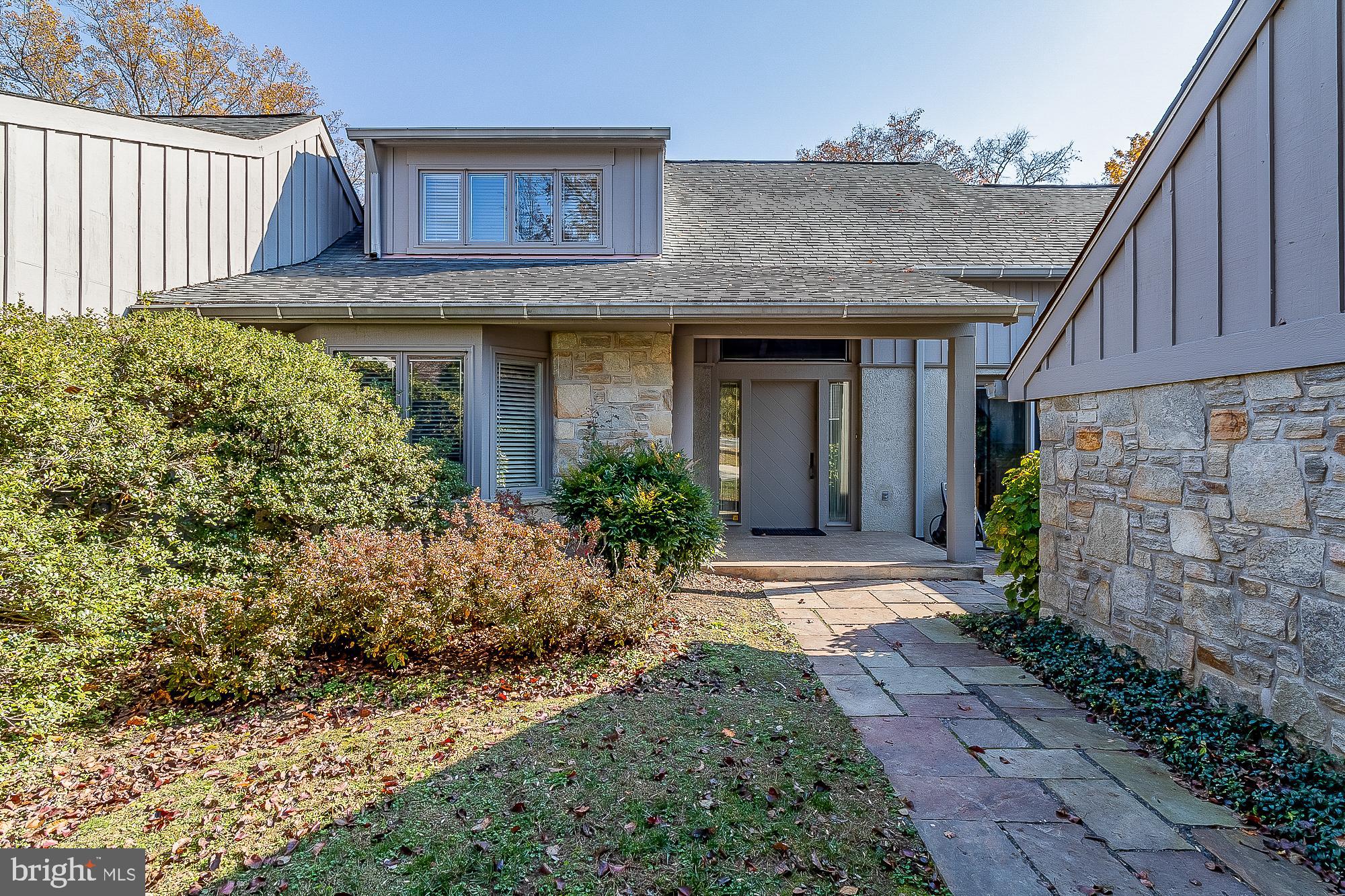 ROCKLAND - Residential