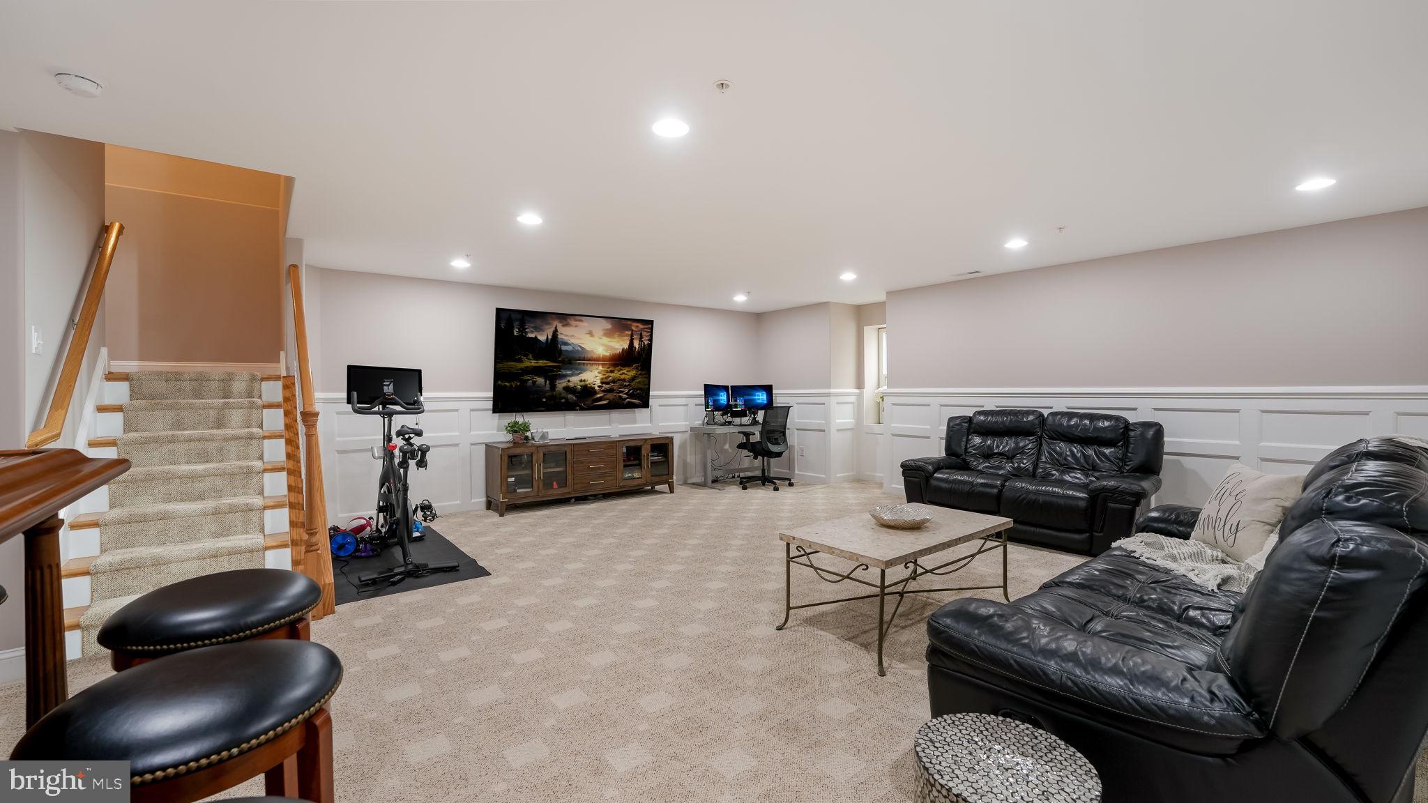 TH AT HERITAGE CNTR - Residential