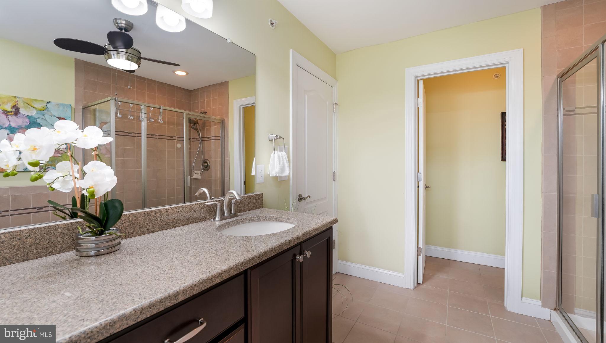 TH AT HERITAGE CNTR - Residential