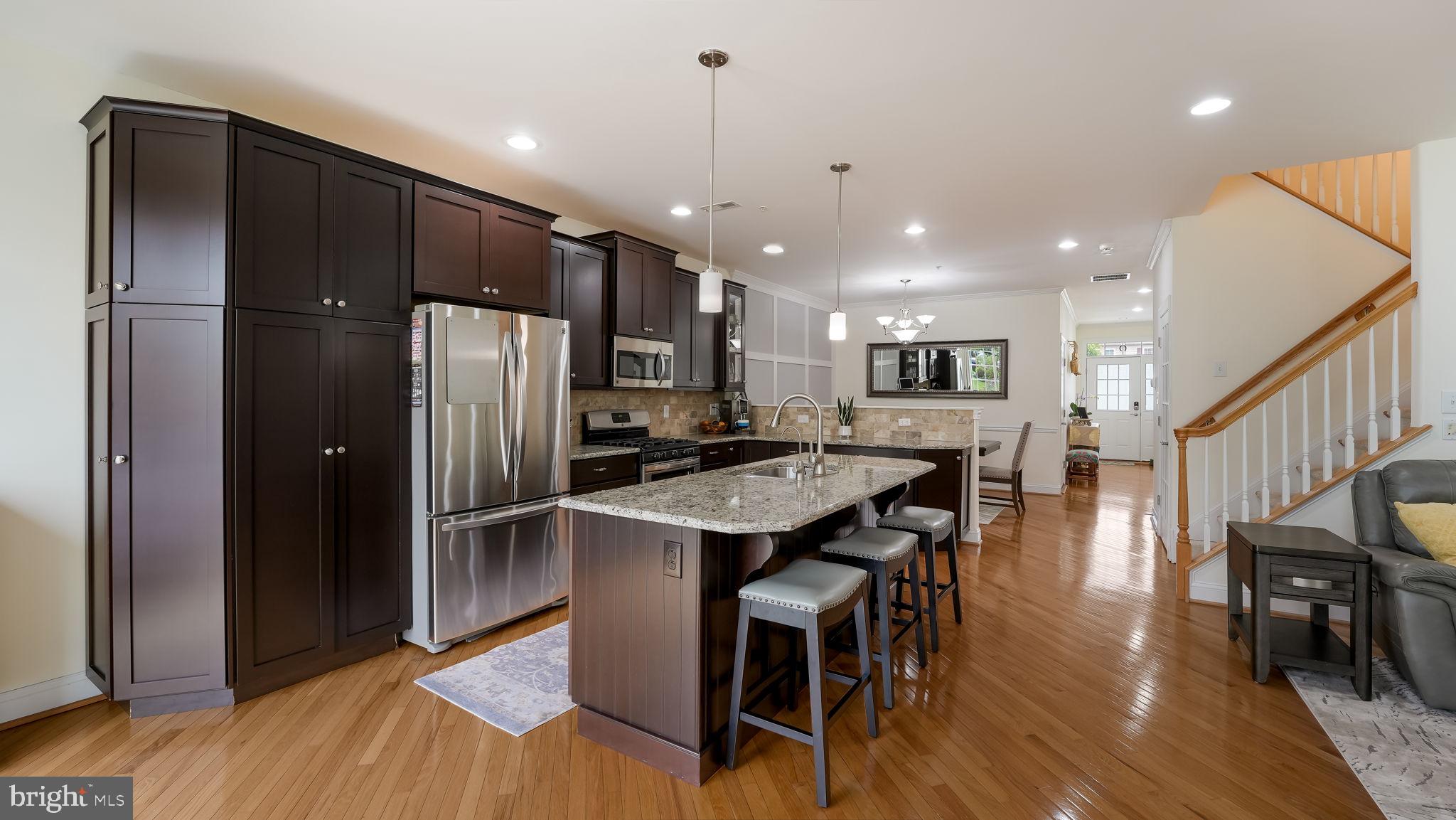 TH AT HERITAGE CNTR - Residential