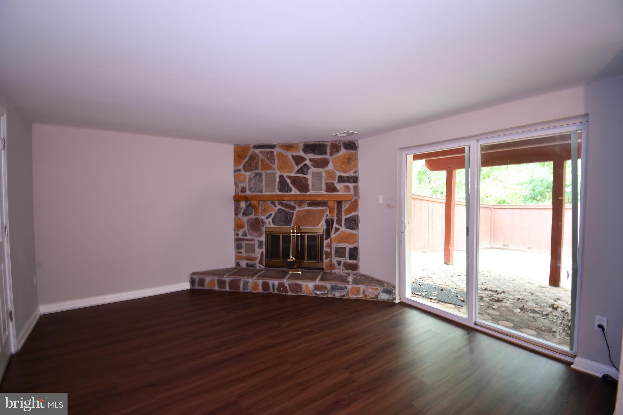 VILLAGE OF OWEN BROWN - Residential Lease