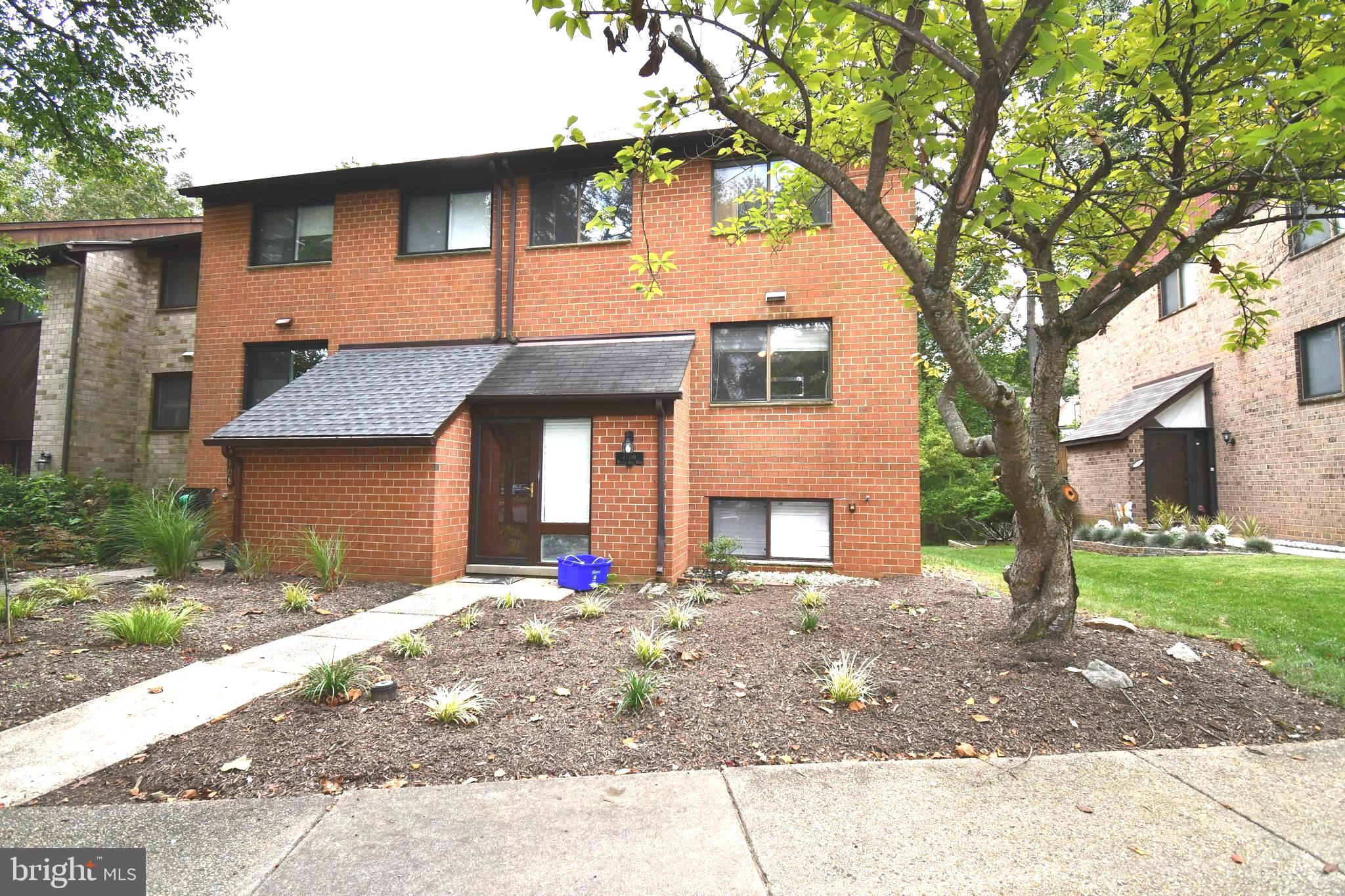 VILLAGE OF OWEN BROWN - Residential Lease