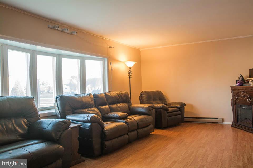 GLEN BURNIE PARK - Residential Lease