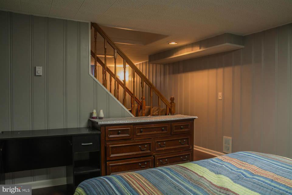 GLEN BURNIE PARK - Residential Lease