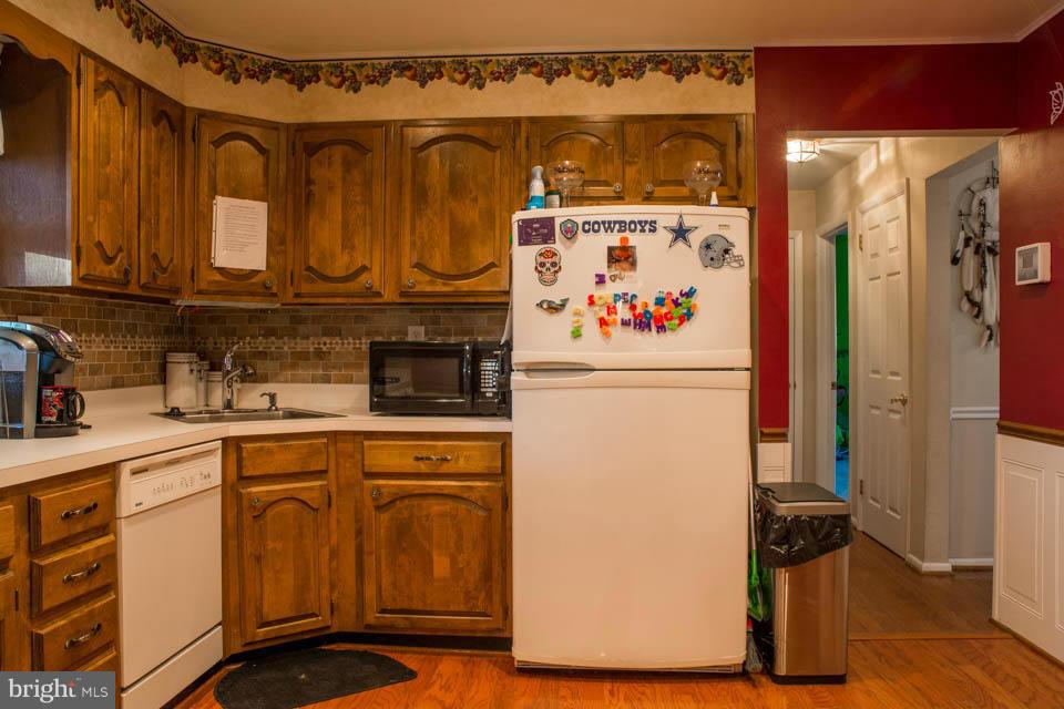 GLEN BURNIE PARK - Residential Lease