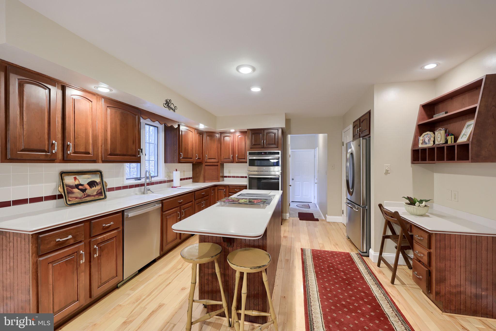 THE OAKS - Residential