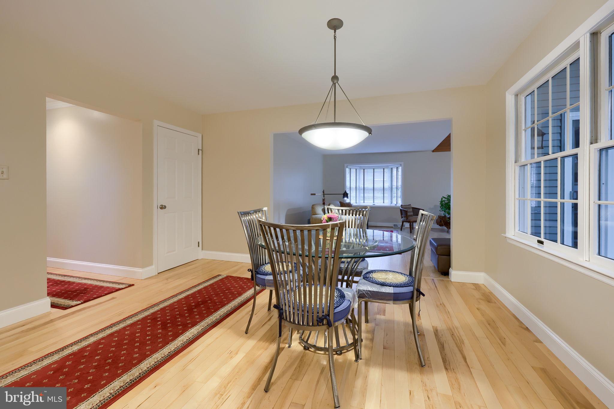 THE OAKS - Residential