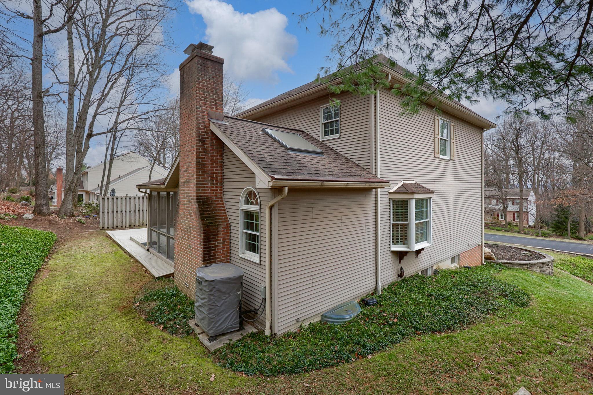 THE OAKS - Residential