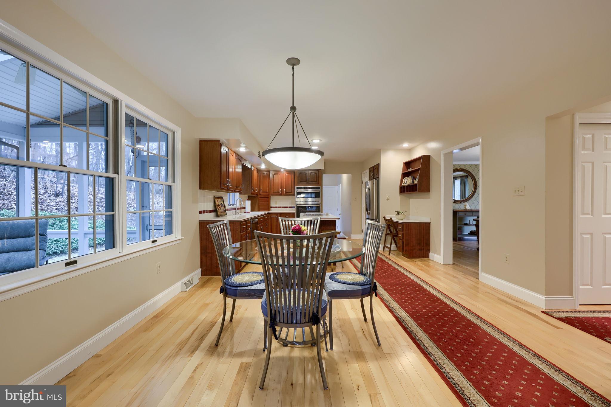 THE OAKS - Residential