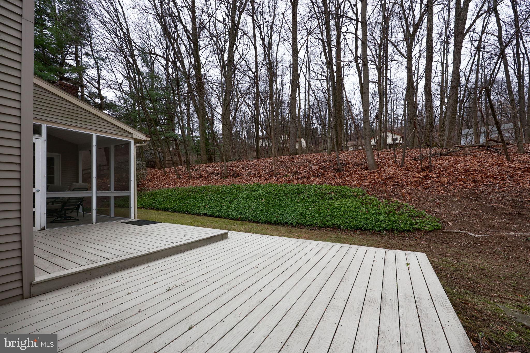 THE OAKS - Residential