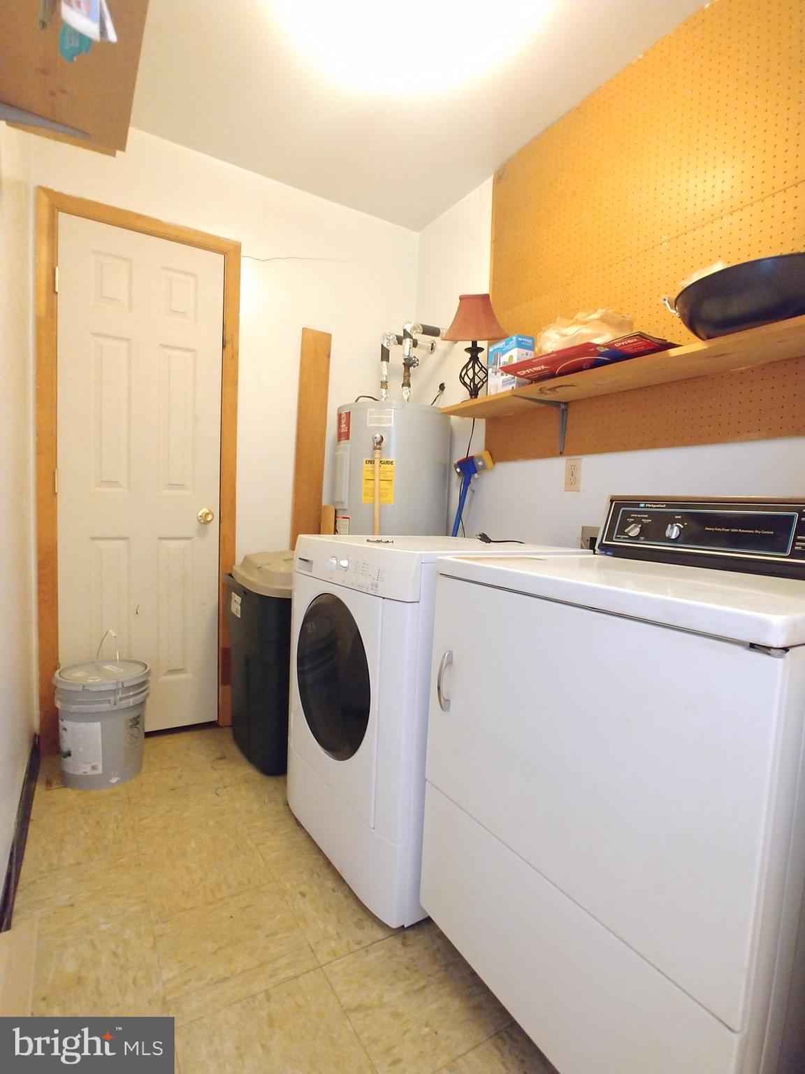 GOLDEN BEACH - Residential