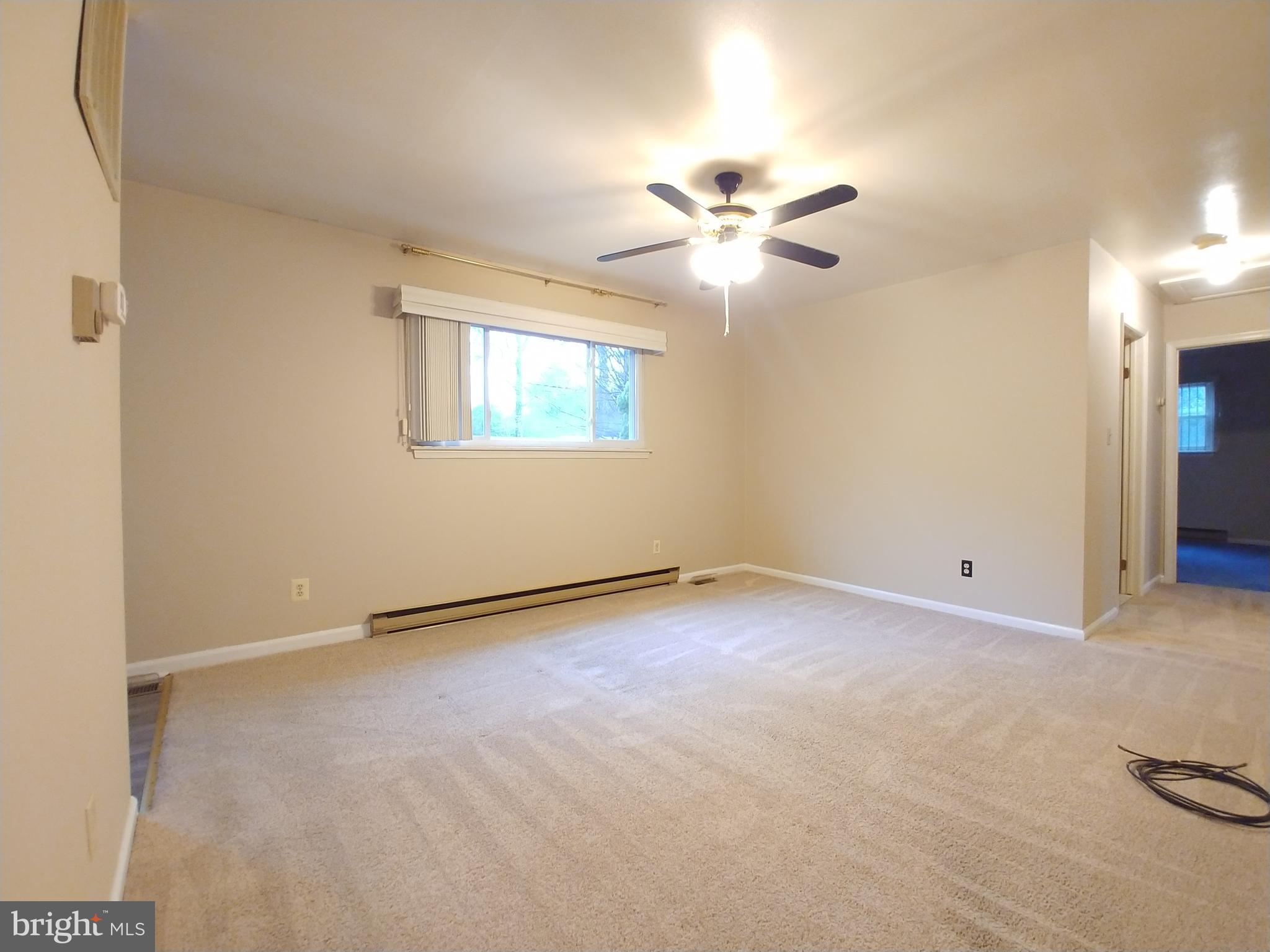 GOLDEN BEACH - Residential