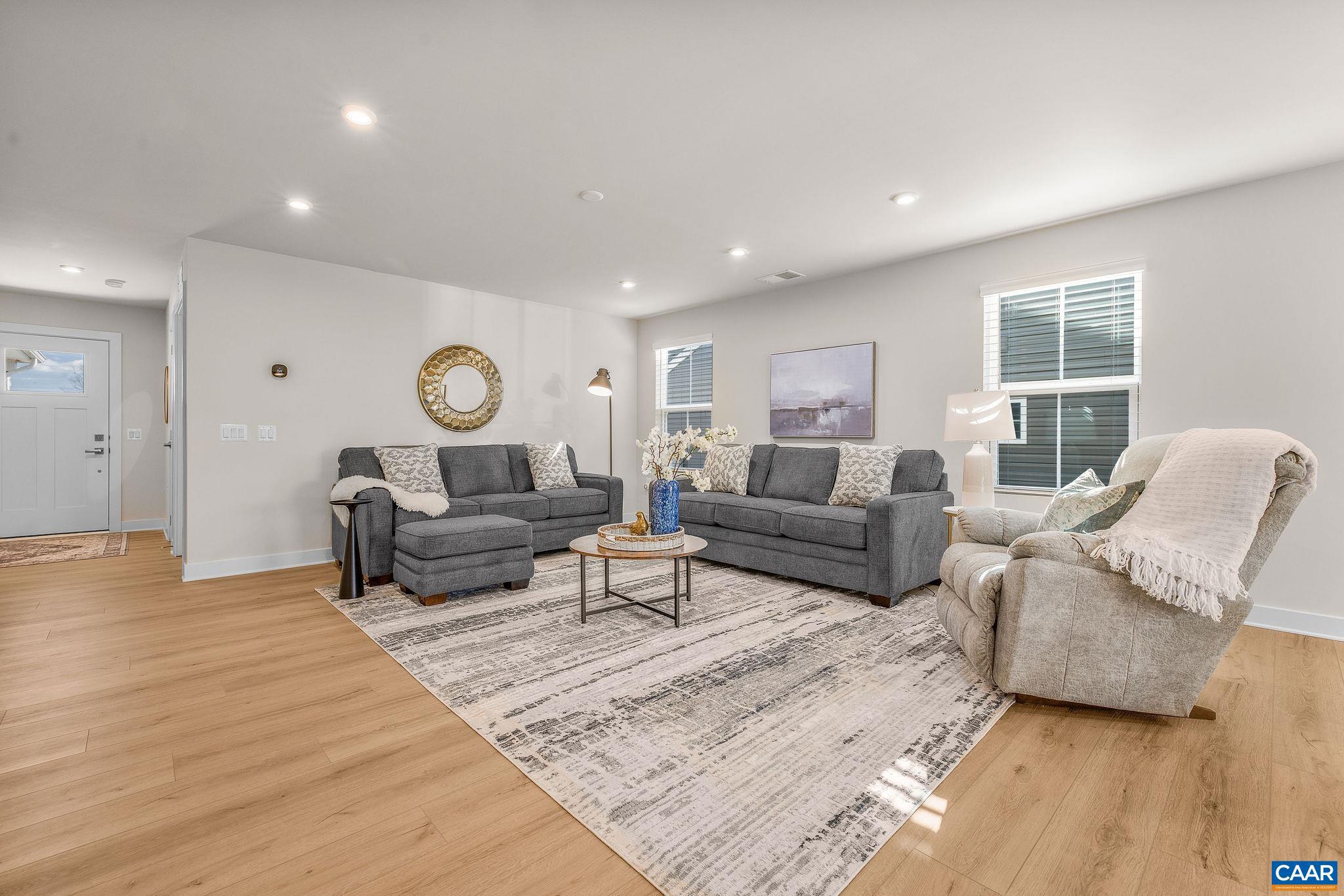 108 WHITE SANDS BLVD