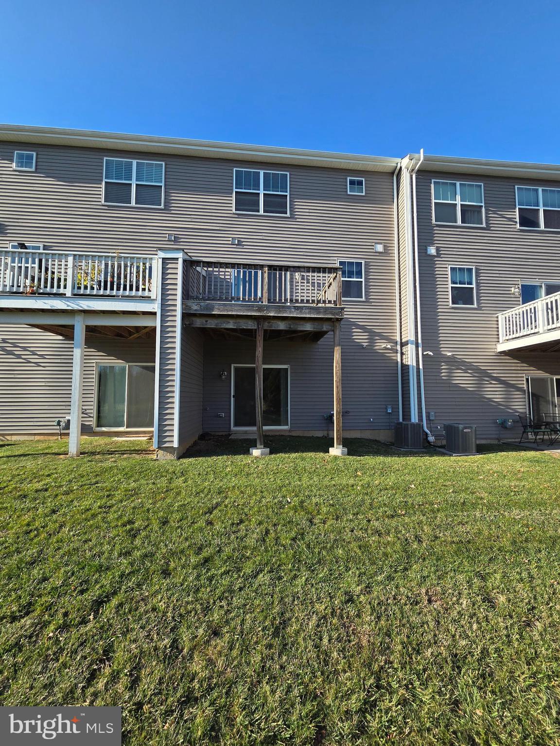 TOWNES AT SHANNON HILL - Residential Lease