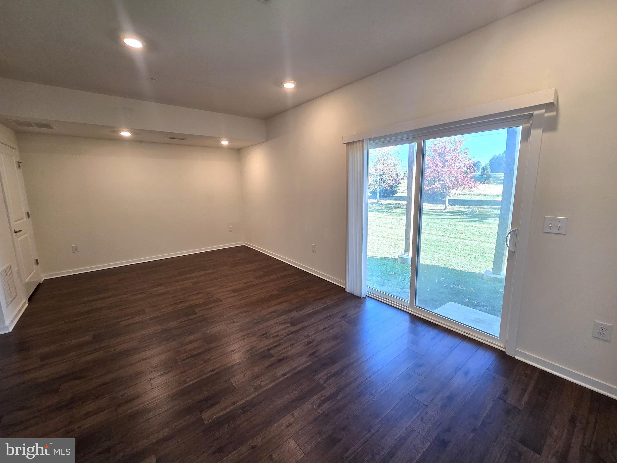 TOWNES AT SHANNON HILL - Residential Lease