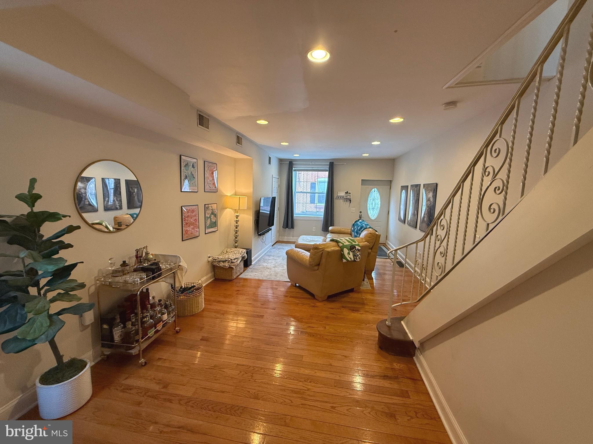 GRADUATE HOSPITAL - Residential