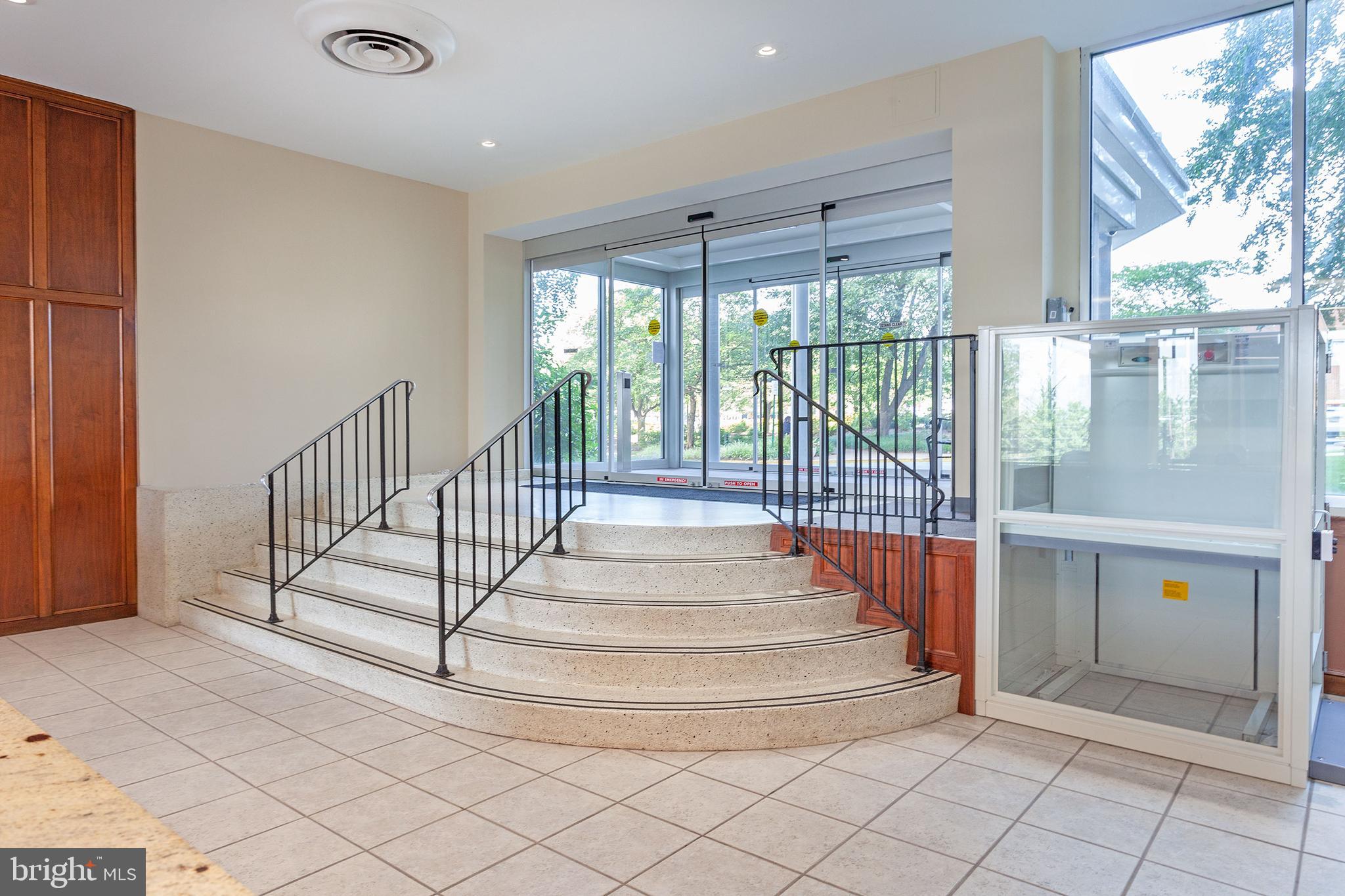 4600 DUKE - Residential