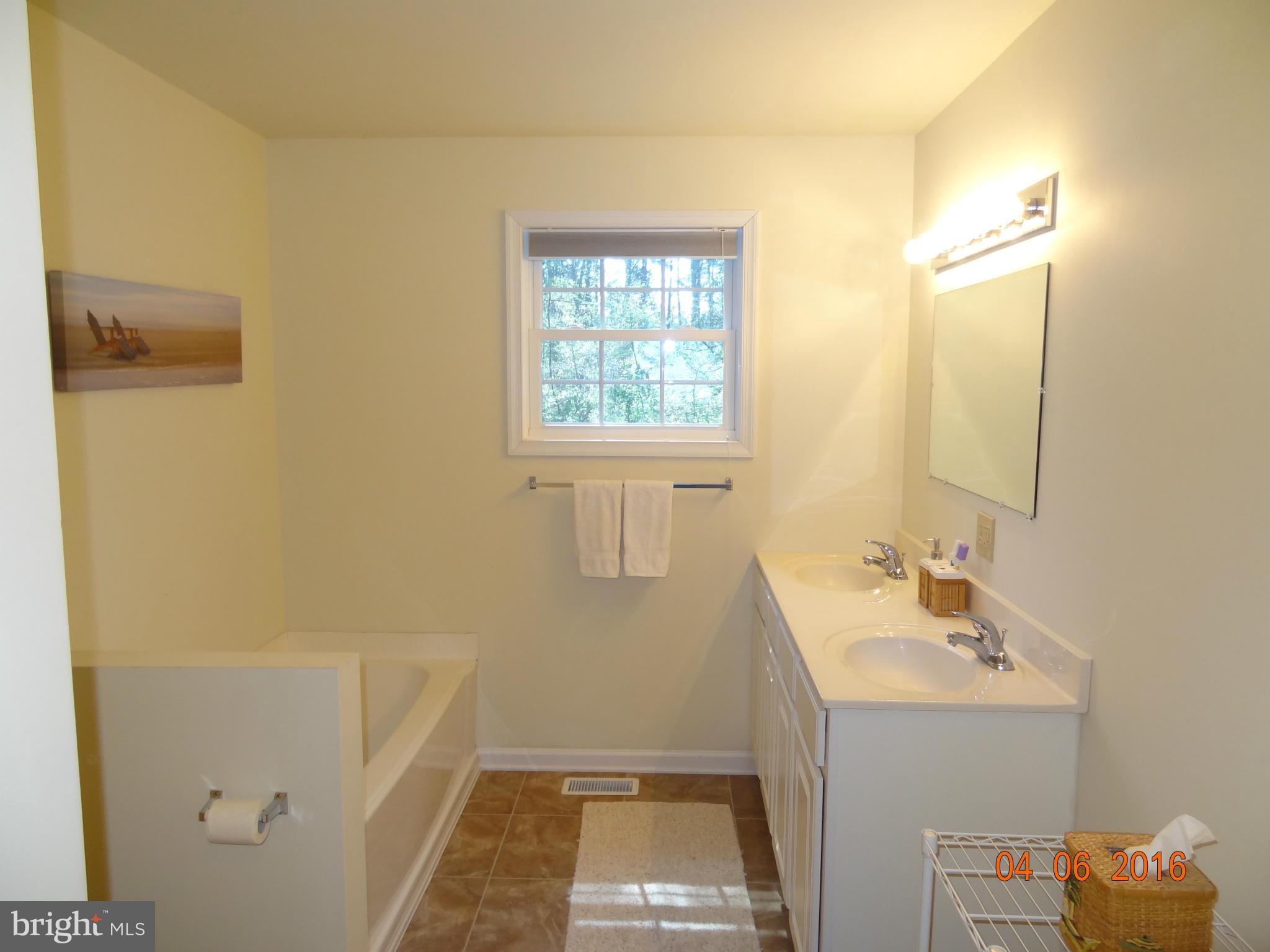 BLUE RIDGE SHORES - Residential