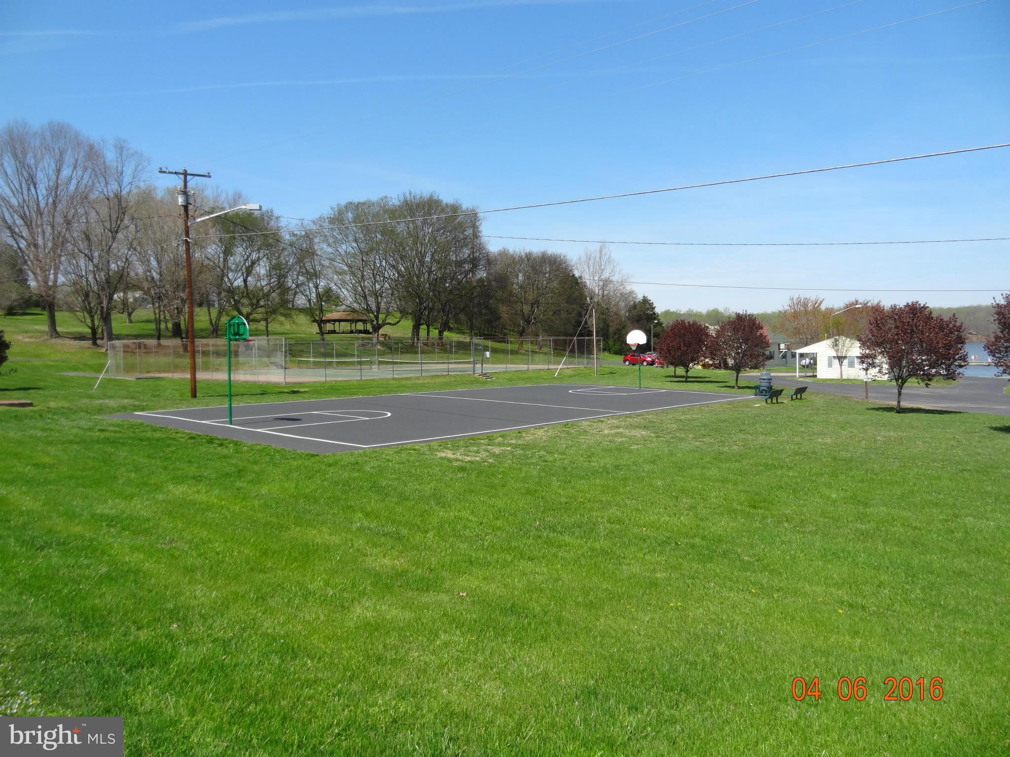 BLUE RIDGE SHORES - Residential