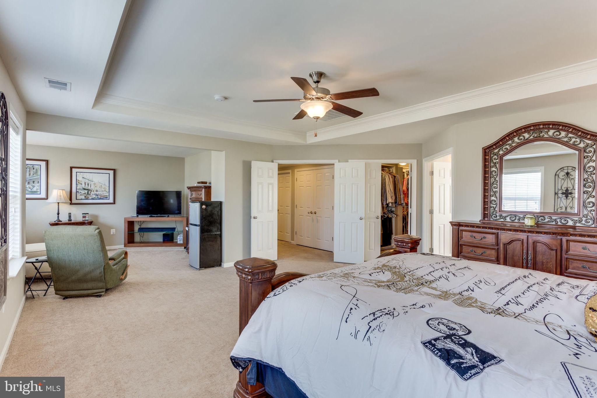 STONEWALL MANOR - Residential