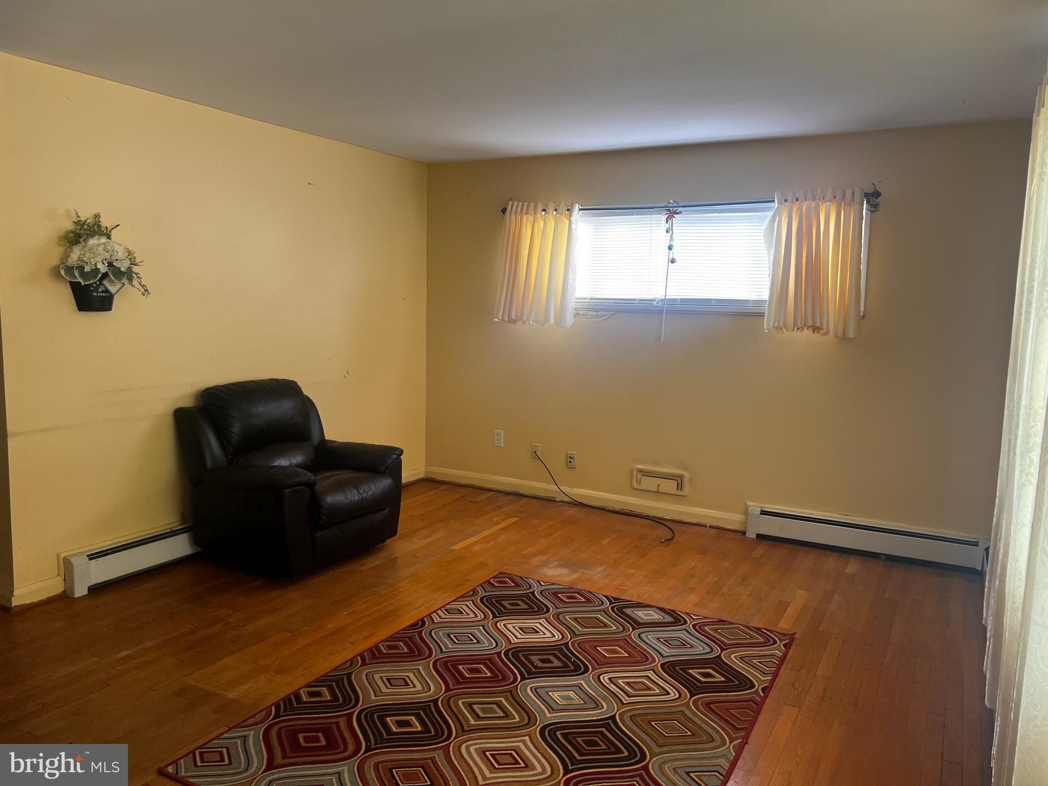 925 PRESTWOOD