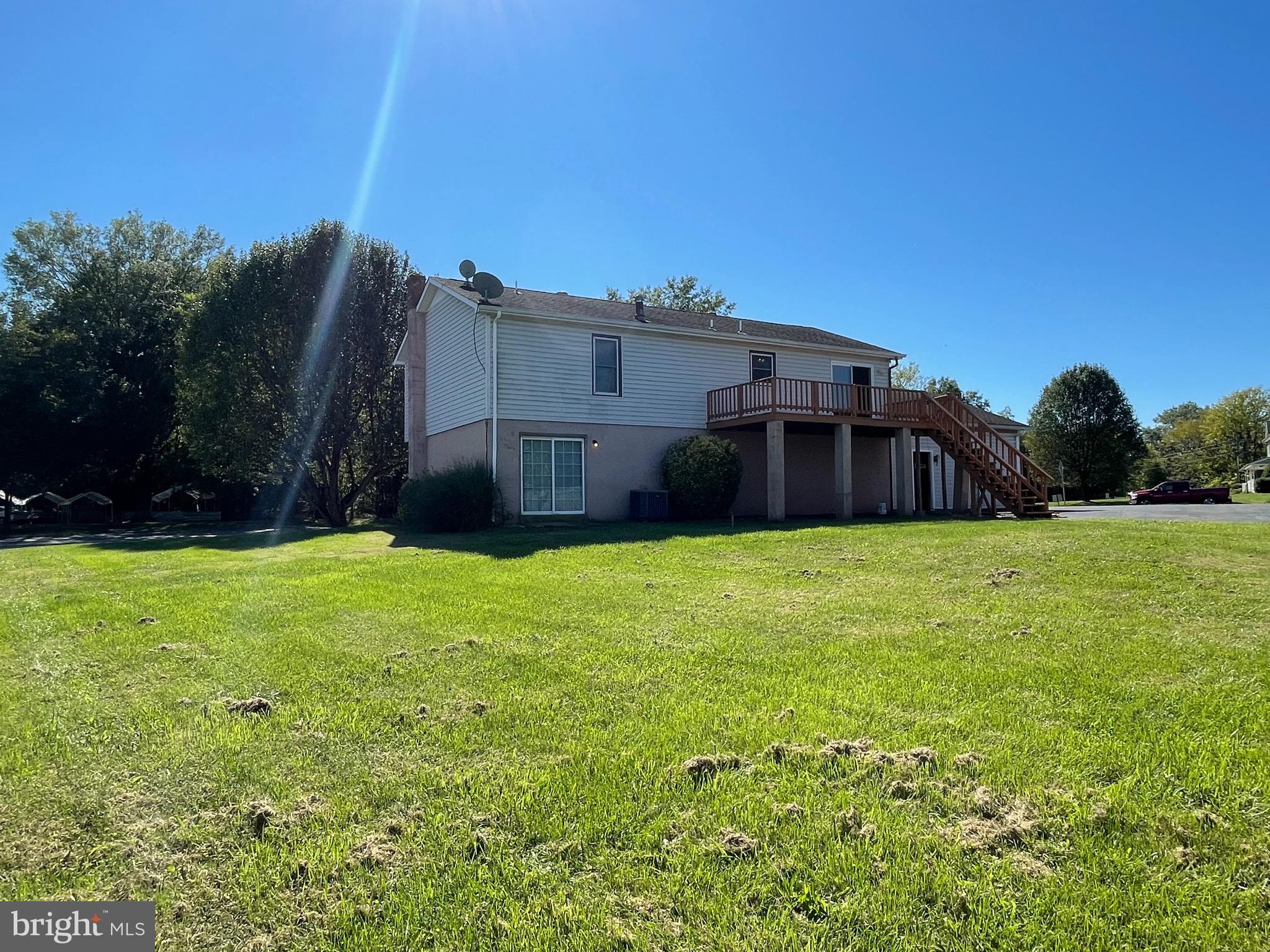 MEADOWBROOKE - Residential