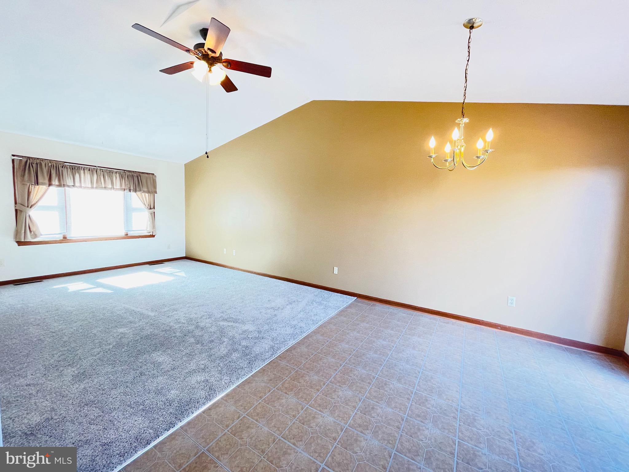 MEADOWBROOKE - Residential