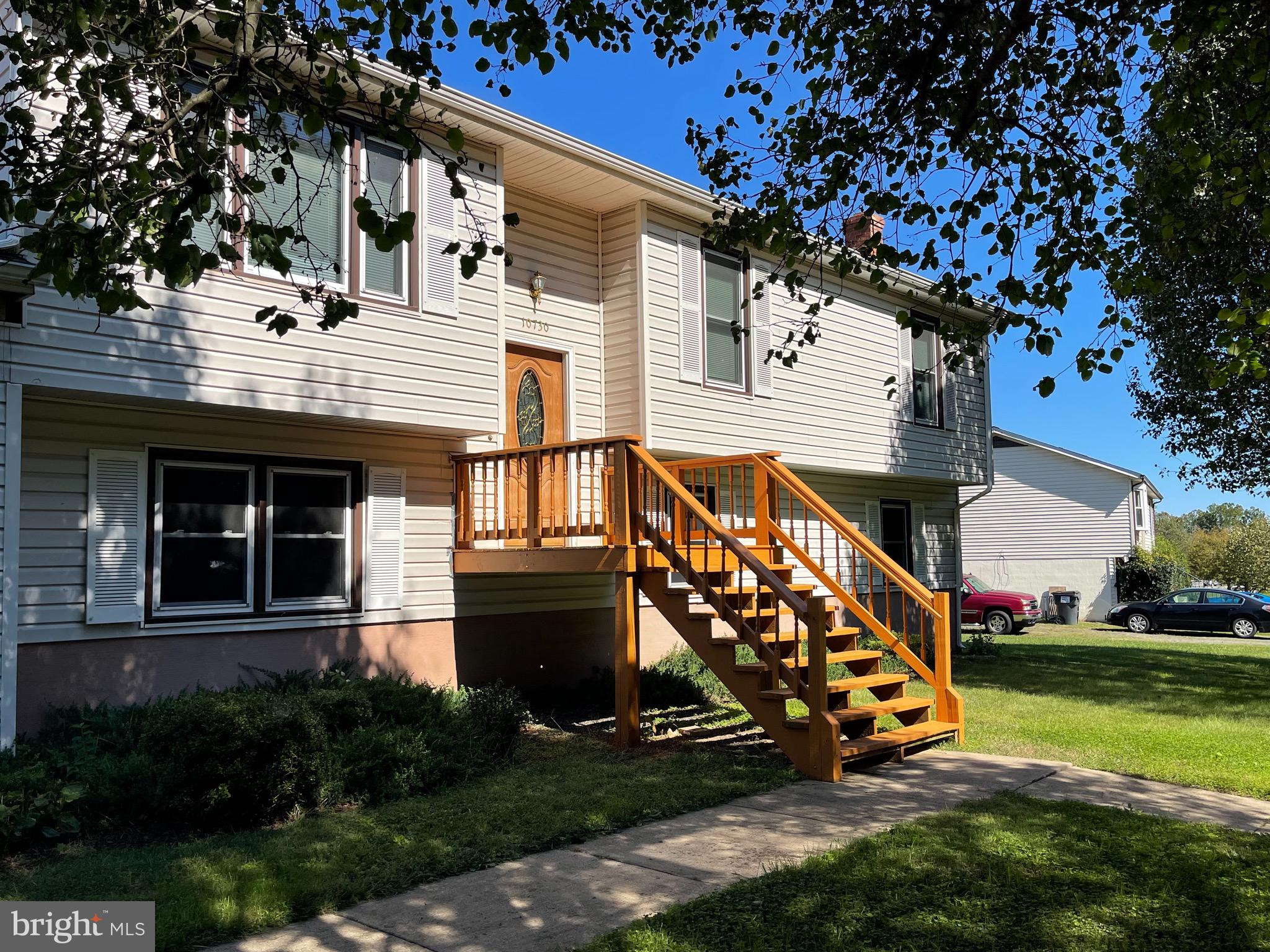 MEADOWBROOKE - Residential