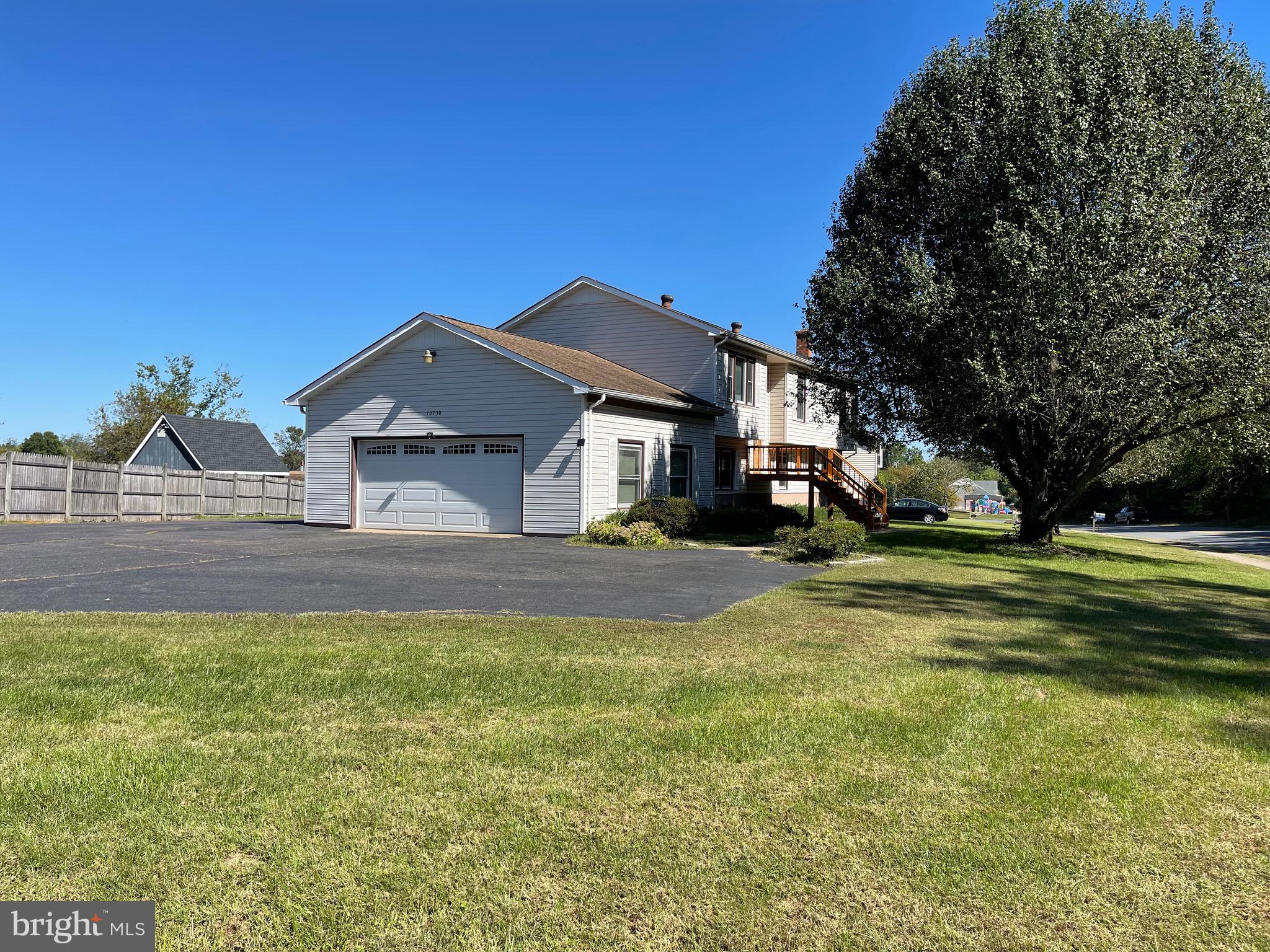 MEADOWBROOKE - Residential