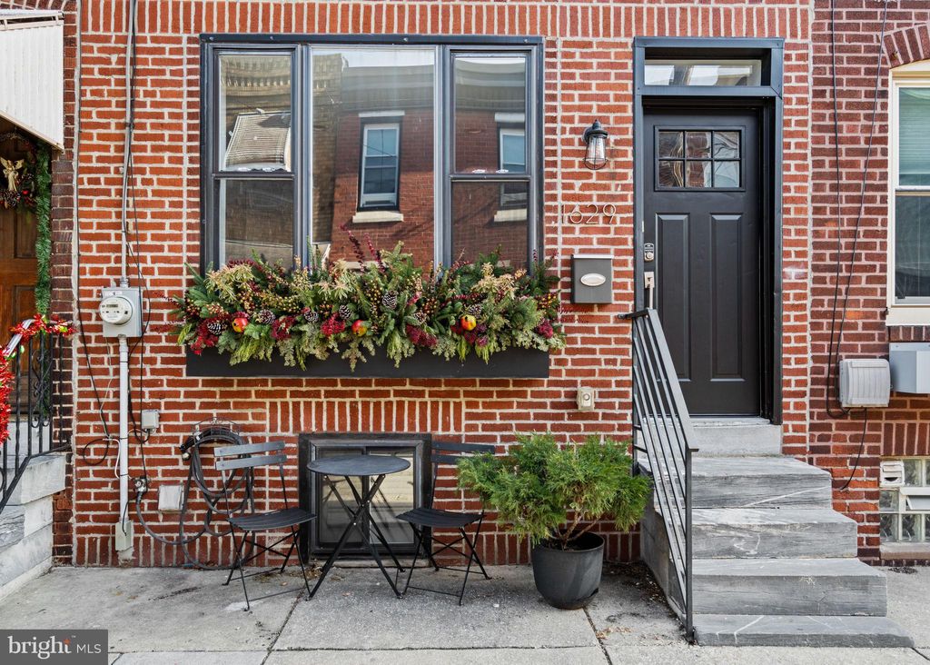 Photo of 1629 S Camac Street, PHILADELPHIA, PA 19148 (MLS # PAPH2574060)