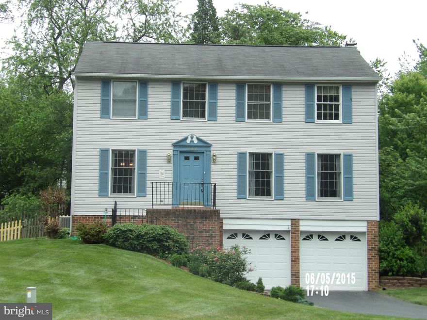 Beautifully maintained SFH with 2-car garage on a huge corner lot.  Spacious room sizes.  Hardwood floors on main level, large rec room at lower level.  well-cared for landlord paid for HOA, lawn mowing, home protection plan, etc. Convenient location. Well-known Fairfax County Schools.  Parks and trails around - walking, jogging....$55 processing fee, 14526 Lee Rd Chantilly VA.  Email appl to LA.