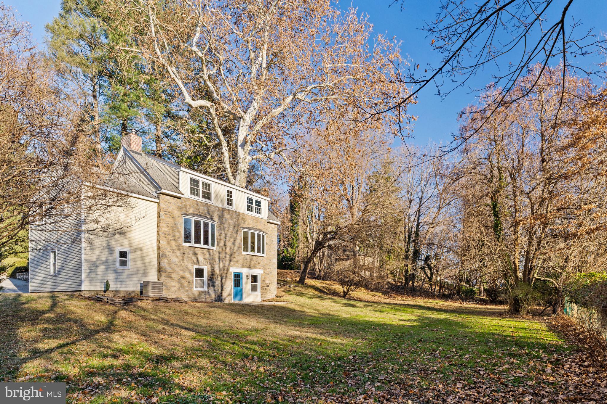 206 S SWARTHMORE AVENUE