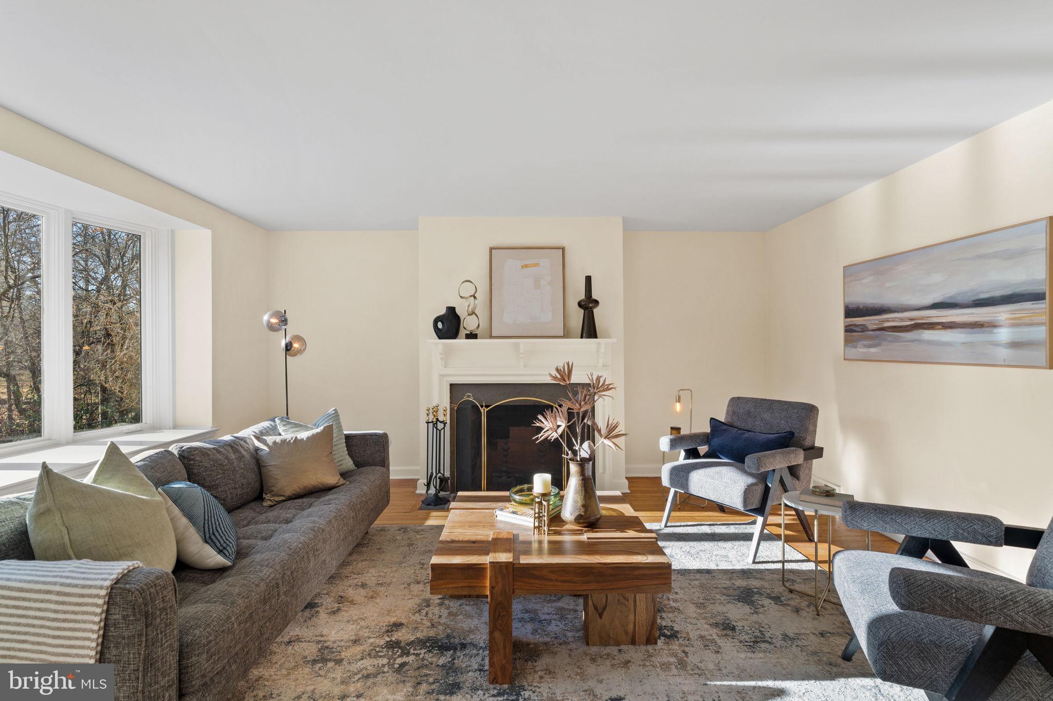 206 S SWARTHMORE AVENUE