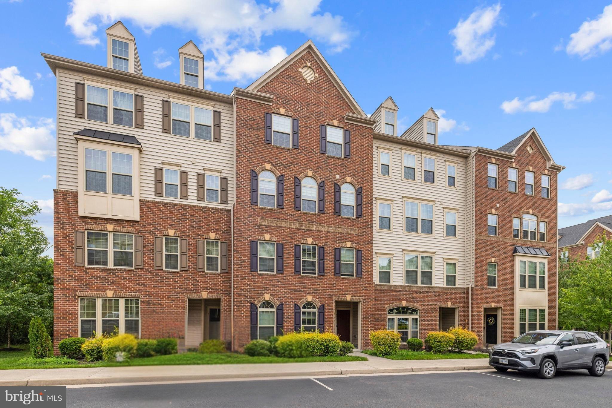 42230 PIEBALD SQUARE