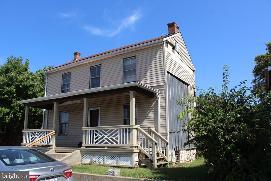 This house is a rehab house and is not occupant ready.  Freddie Mac First Look Initiative ends Nov 8, 2017 seller will pay up to $500 for home warranty-restrictions apply.