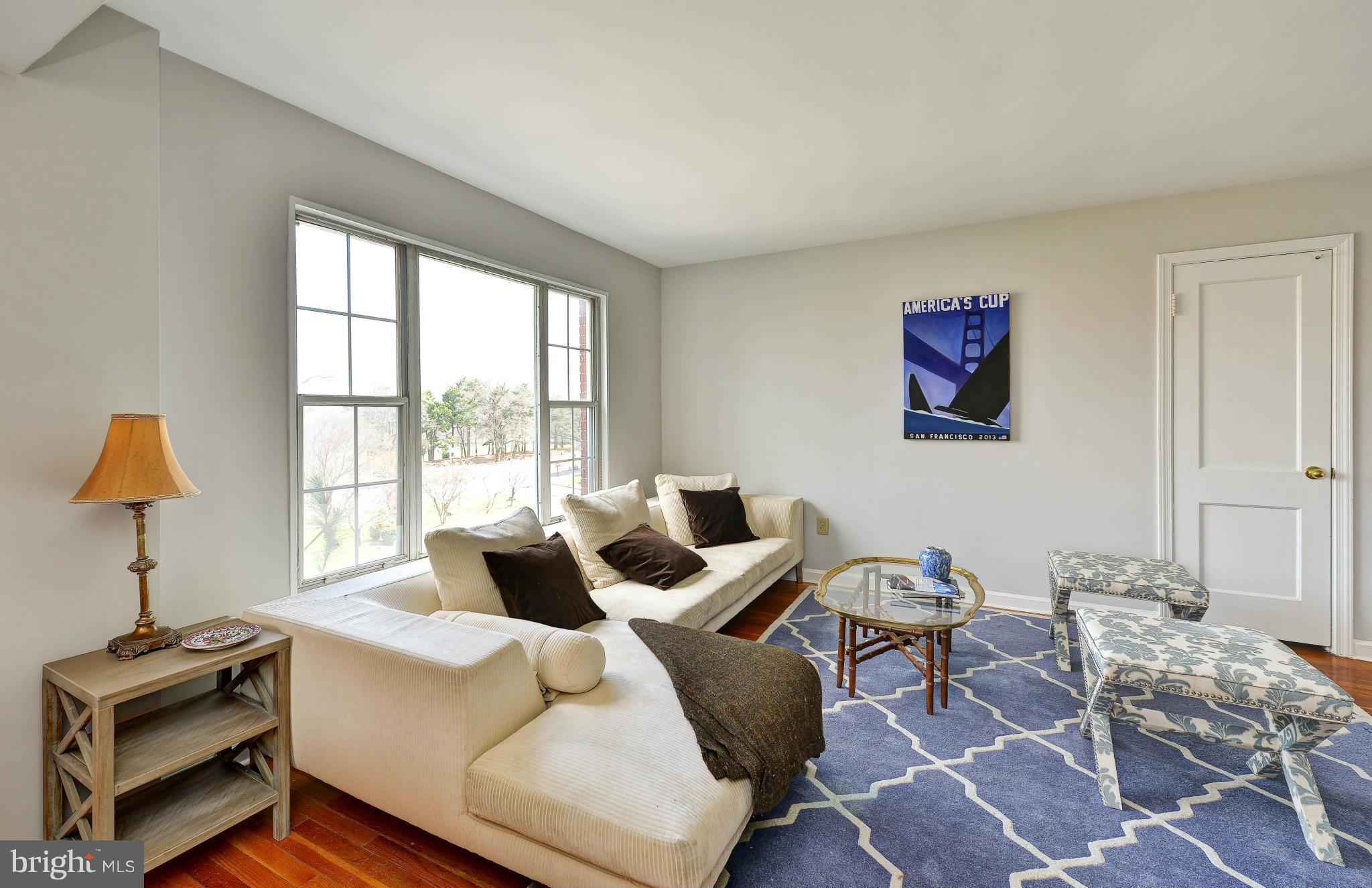 ROSSLYN HEIGHTS - Residential