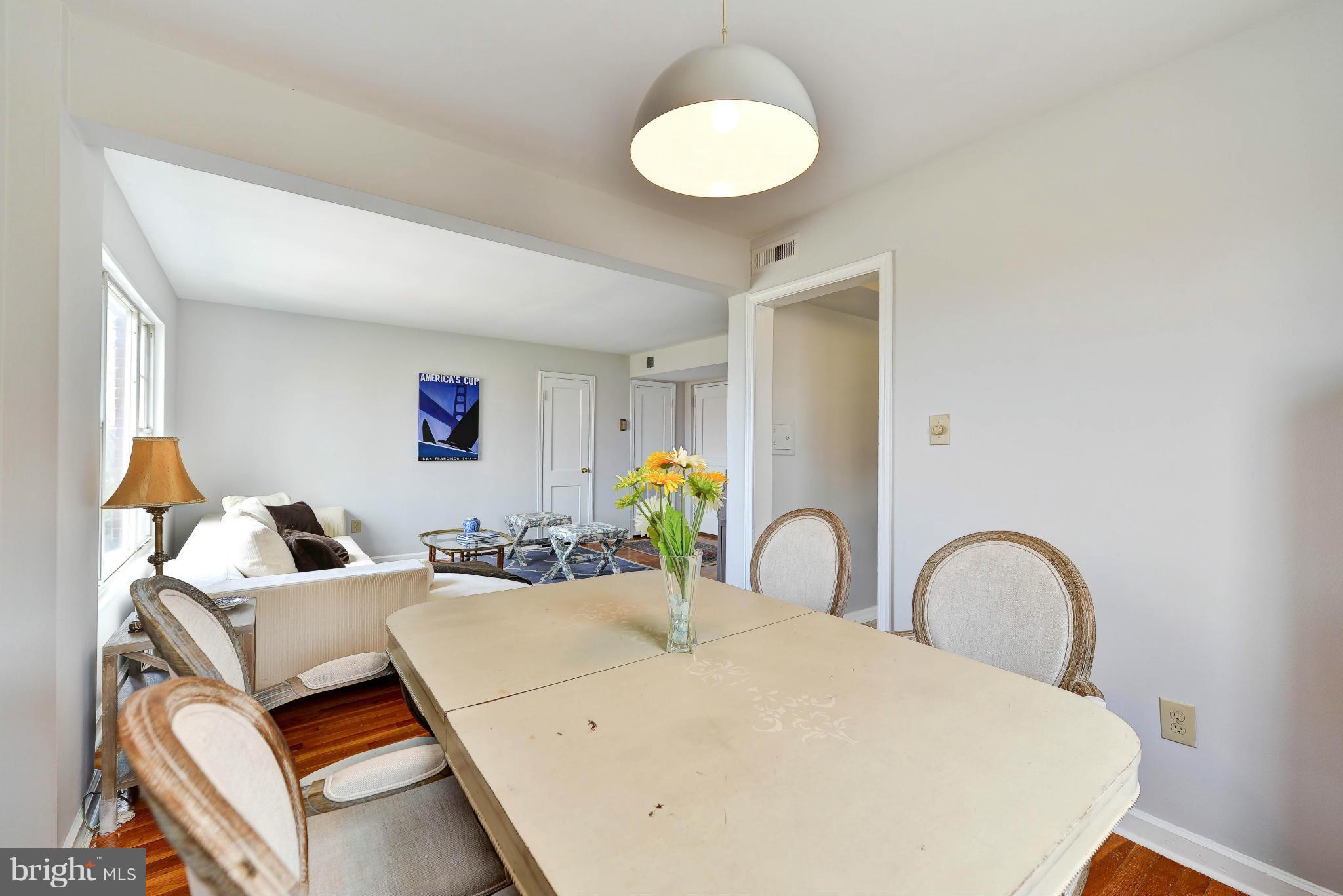 ROSSLYN HEIGHTS - Residential