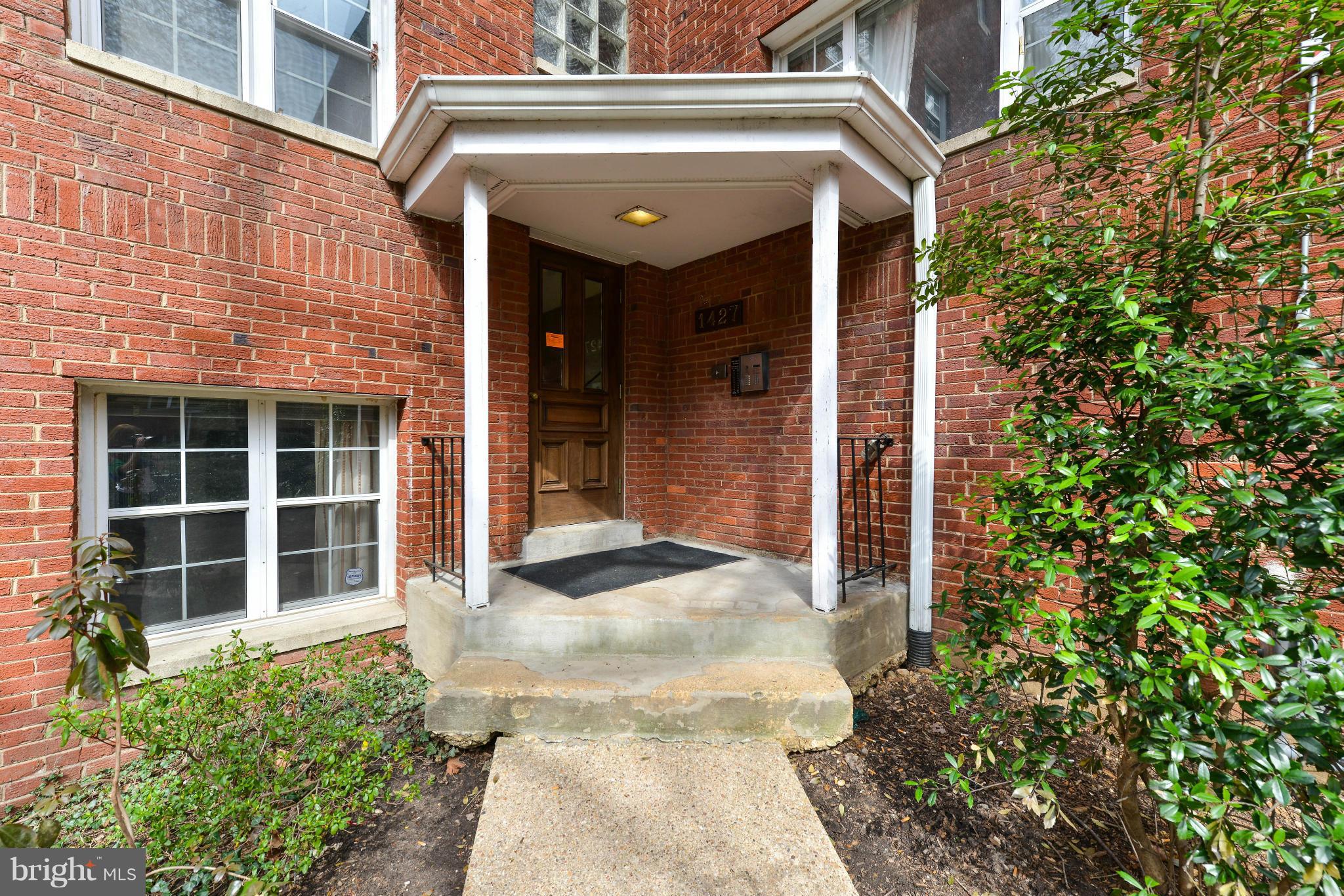 ROSSLYN HEIGHTS - Residential