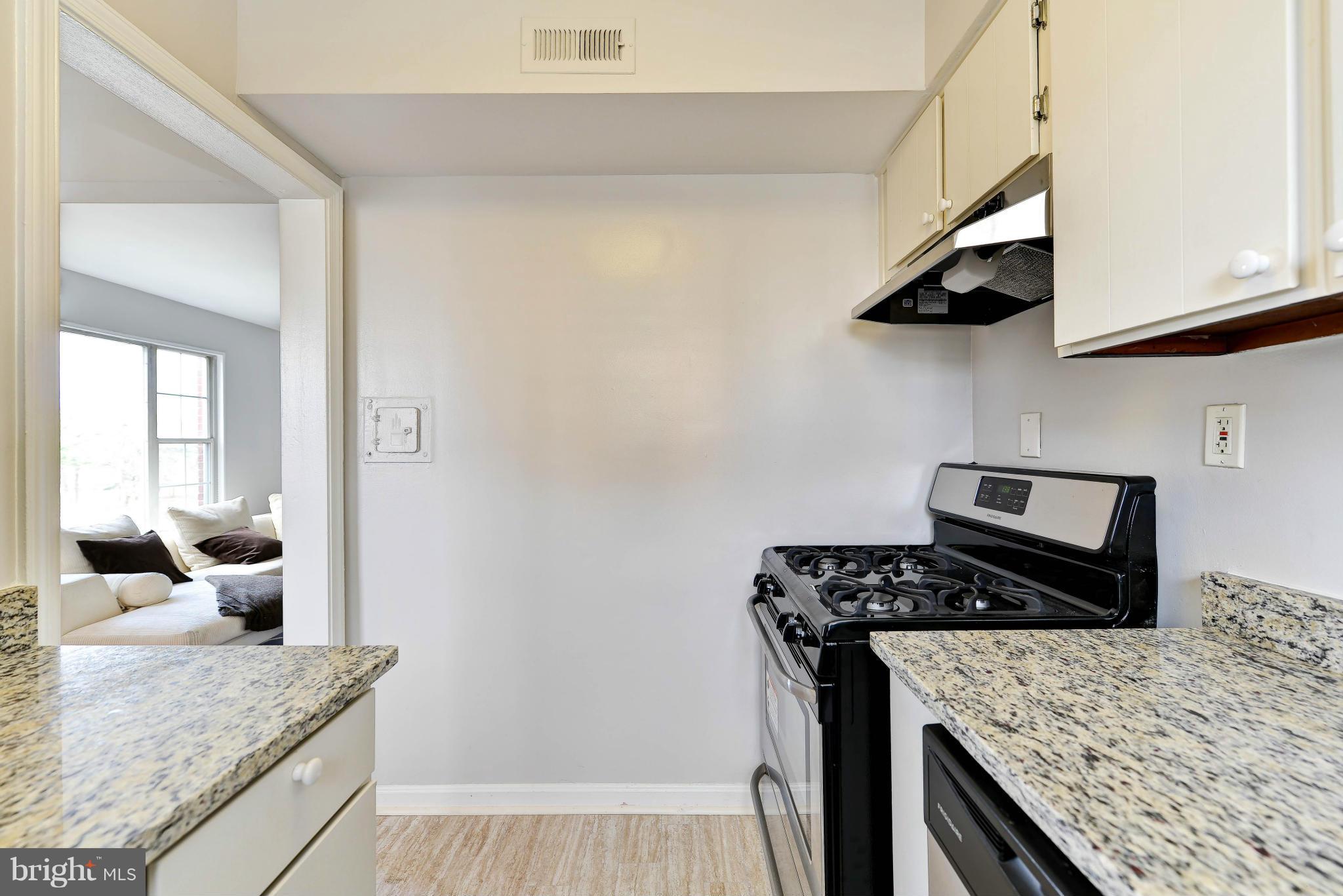 ROSSLYN HEIGHTS - Residential