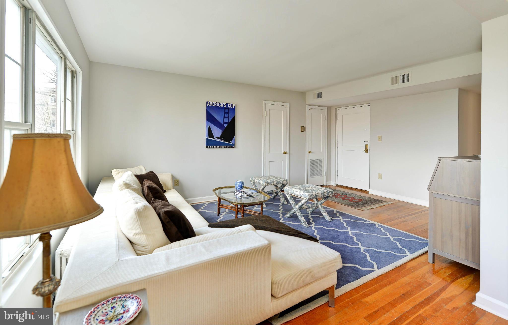 ROSSLYN HEIGHTS - Residential