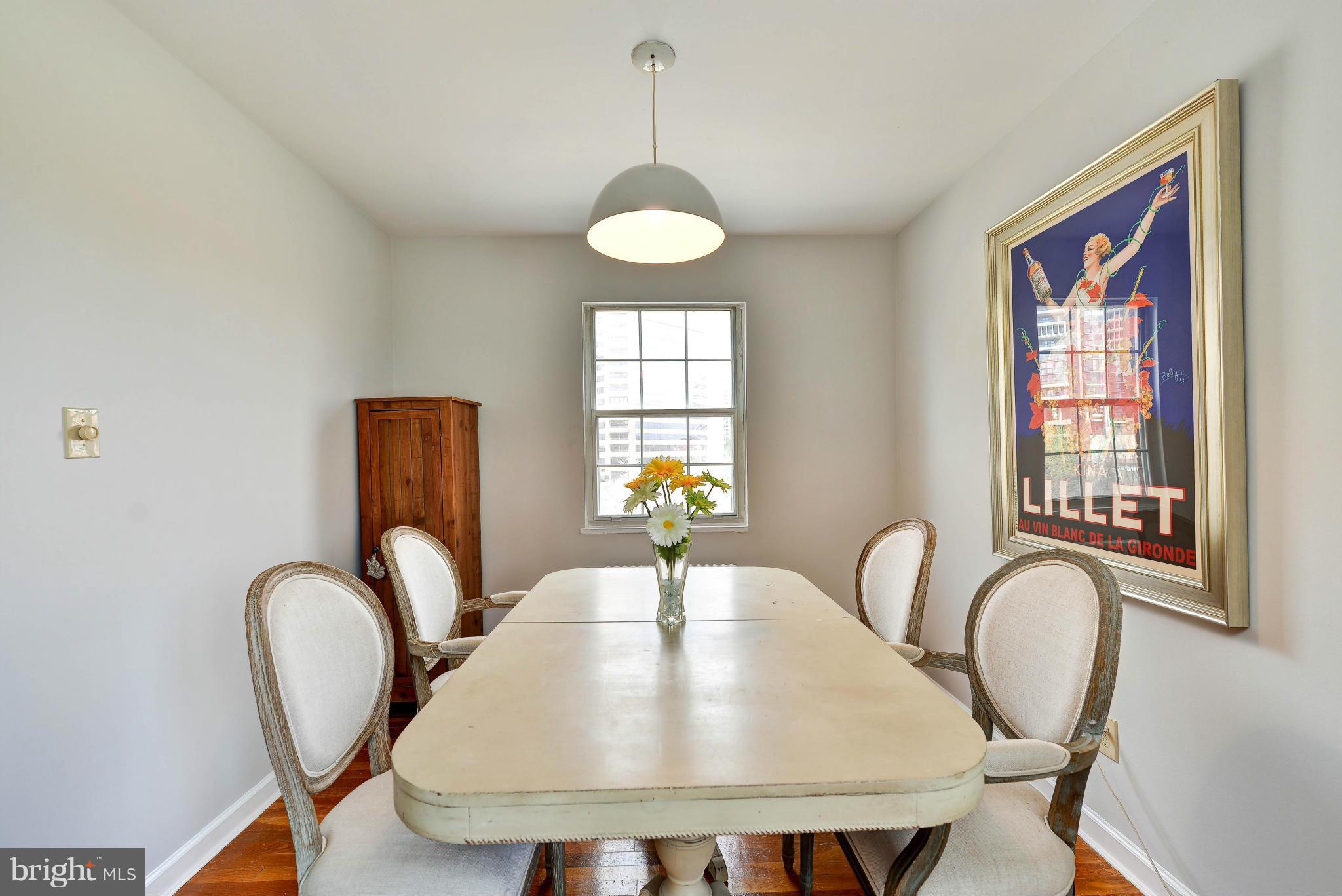 ROSSLYN HEIGHTS - Residential