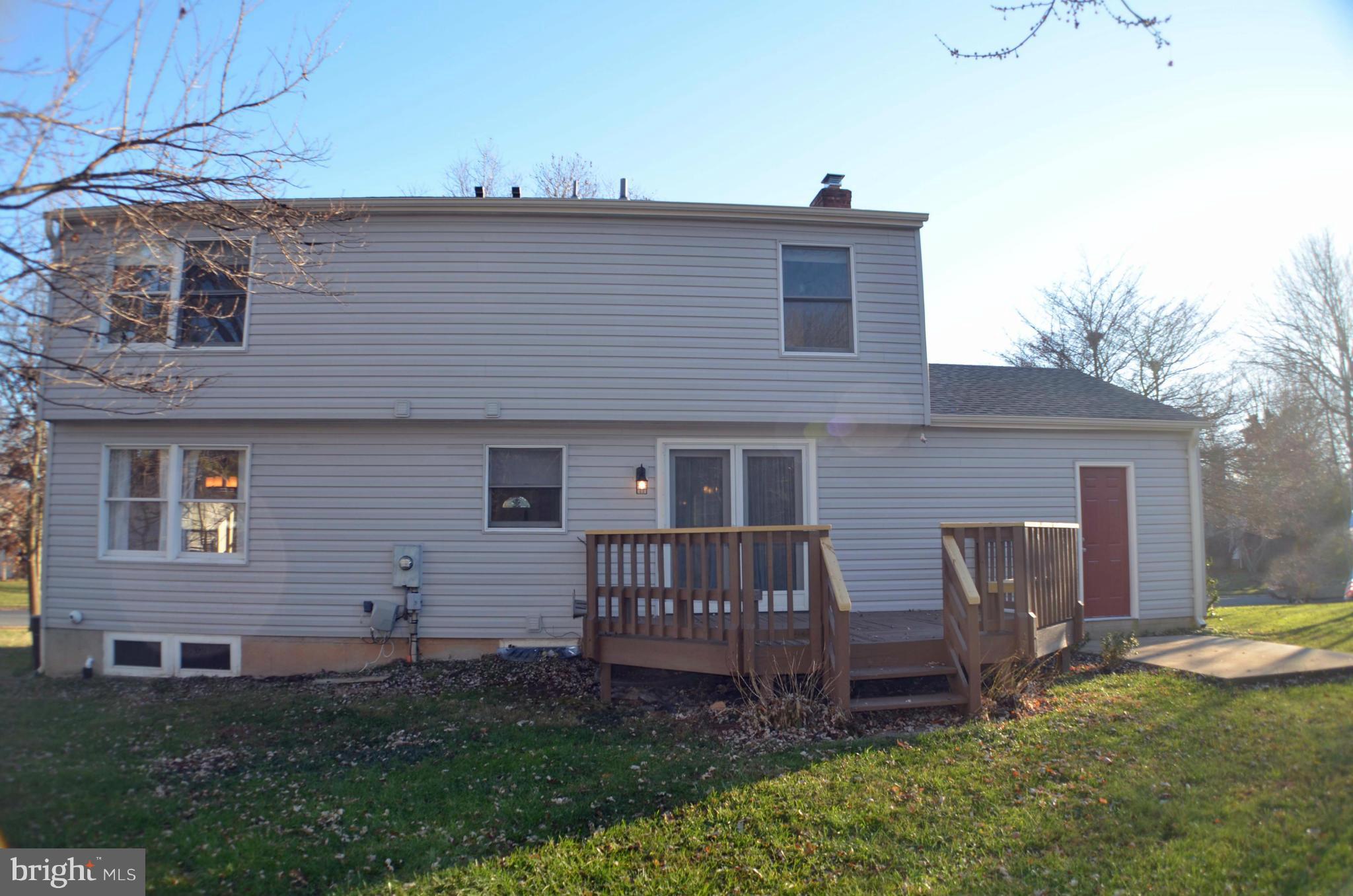 FOX MILL ESTATES - Residential Lease