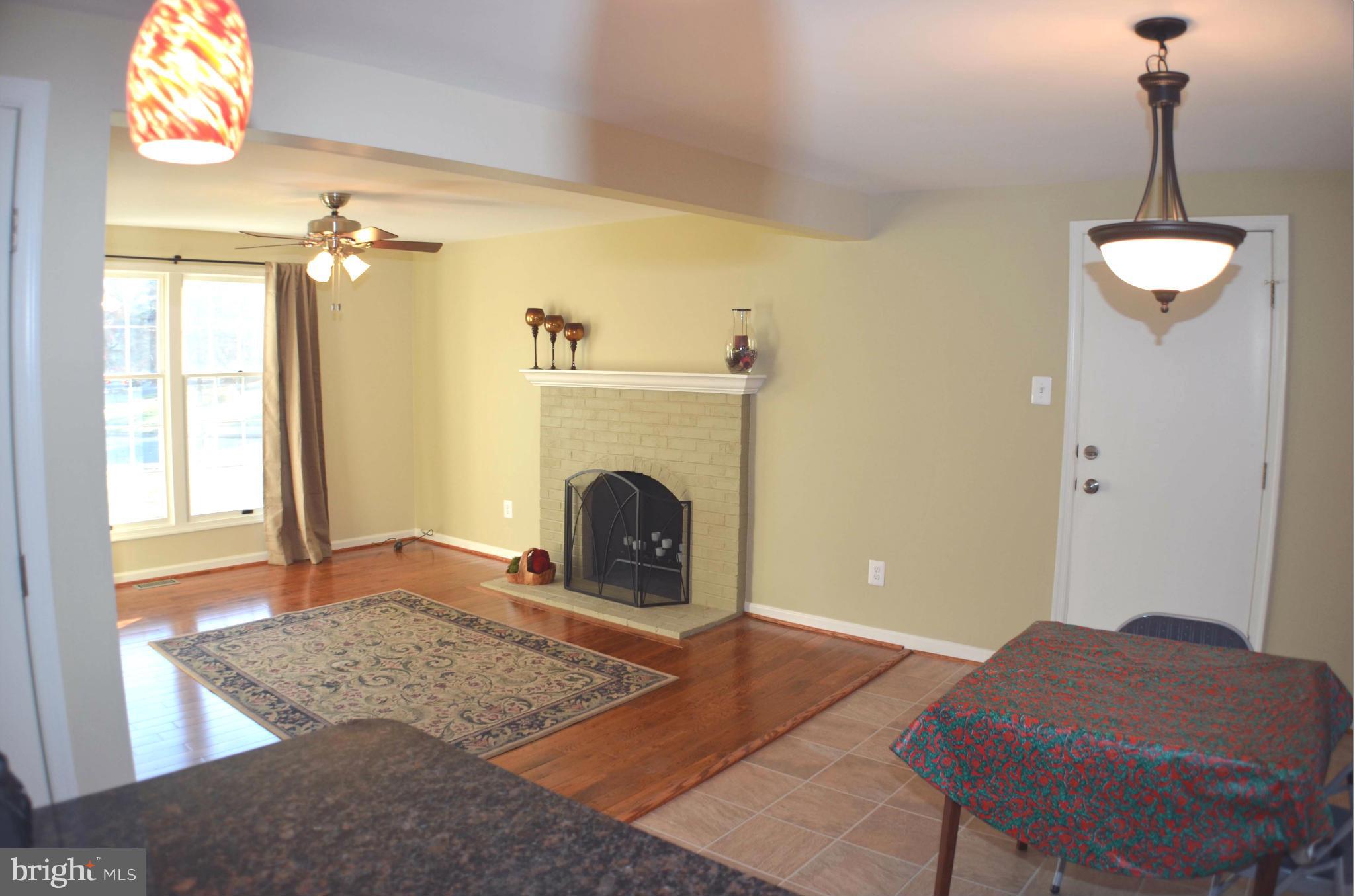 FOX MILL ESTATES - Residential Lease