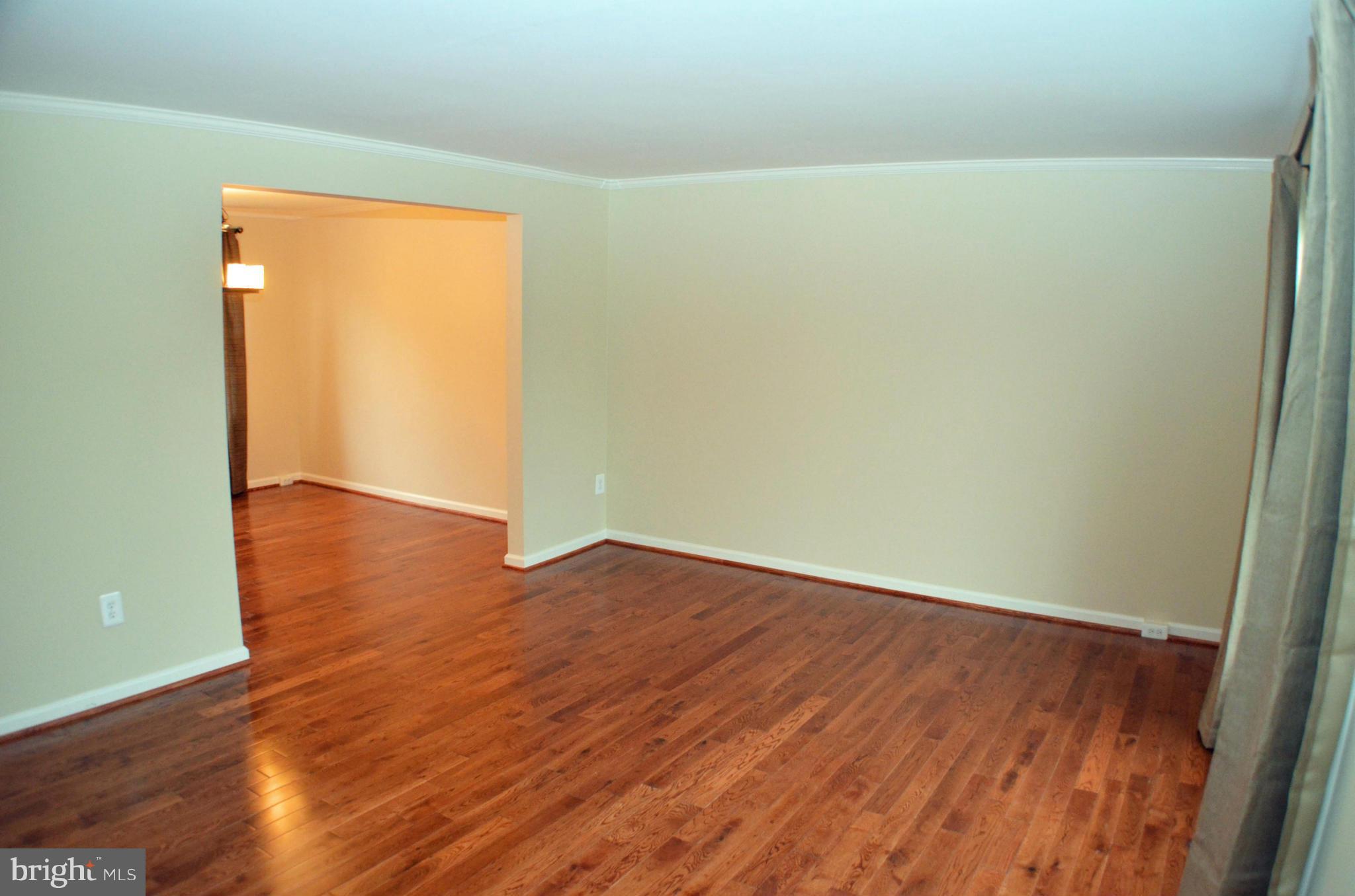 FOX MILL ESTATES - Residential Lease