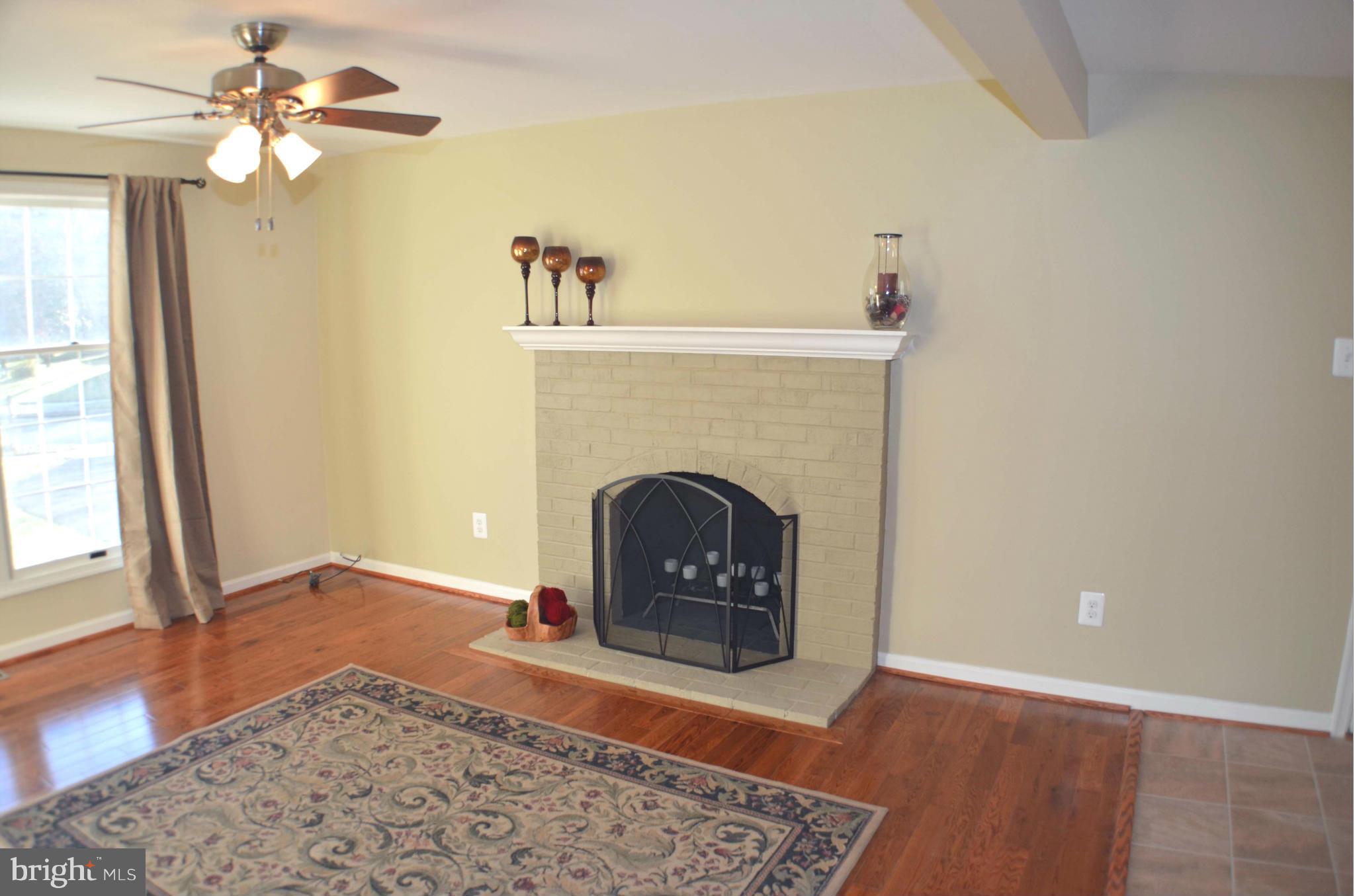 FOX MILL ESTATES - Residential Lease