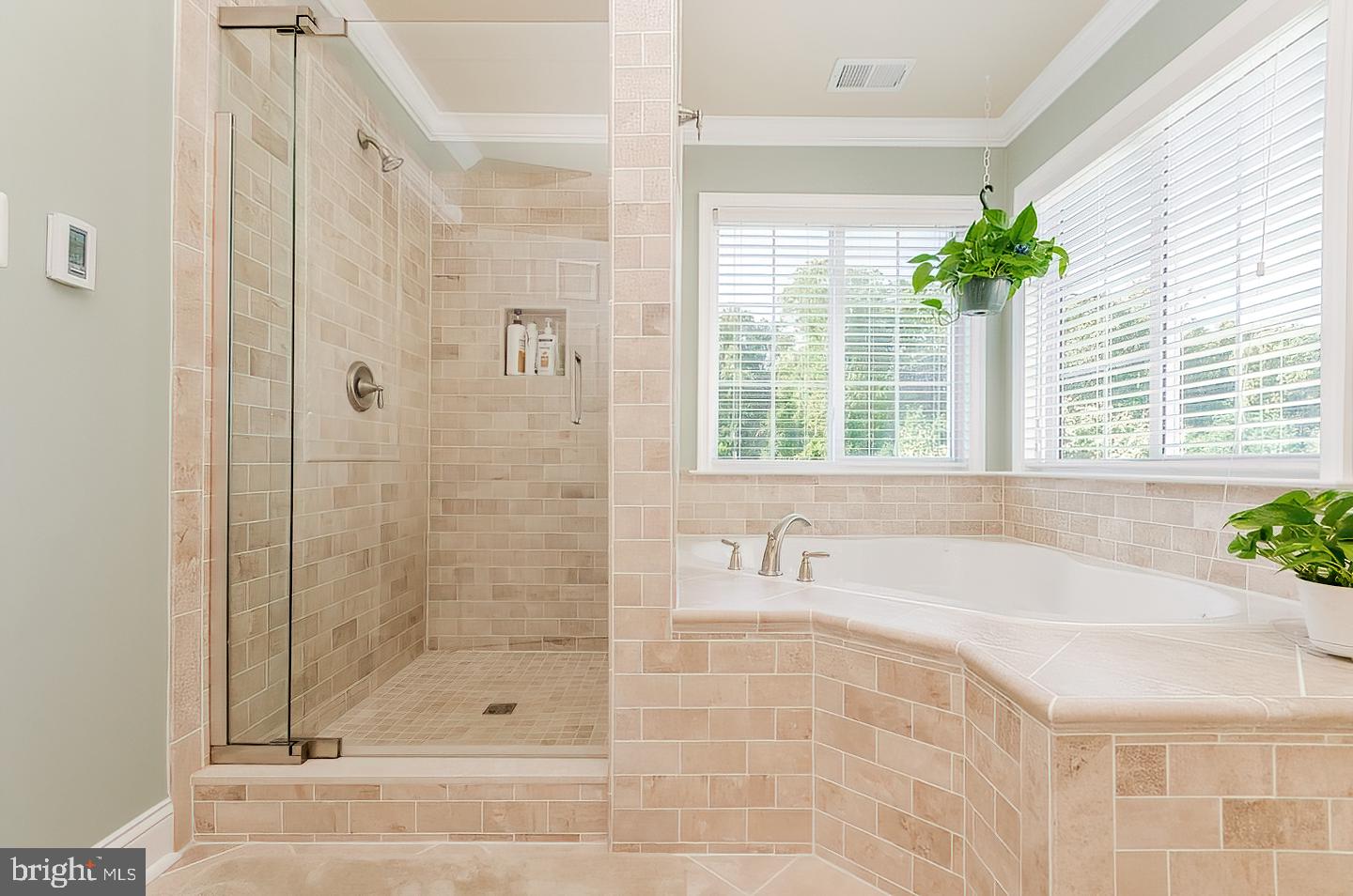 HUNTFIELD - Residential