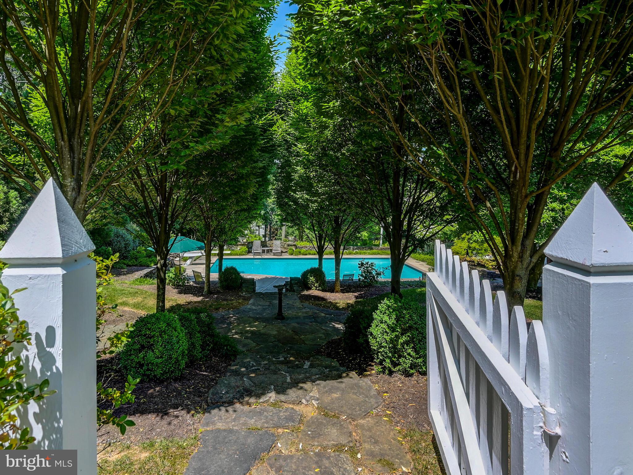 WOODBROOK - Residential